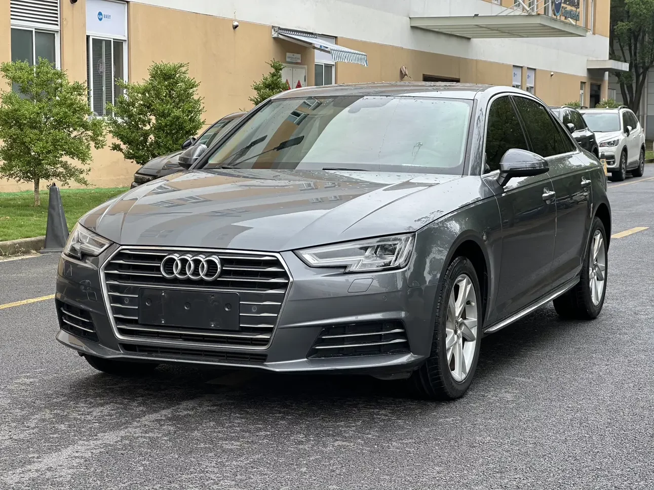 Audi A4L
