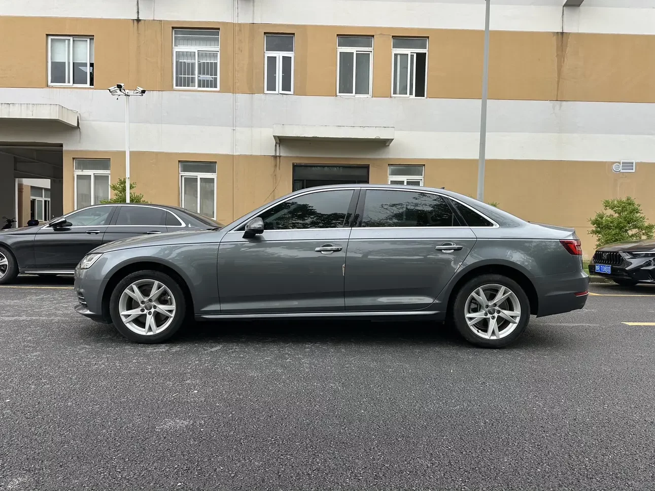 Audi A4L