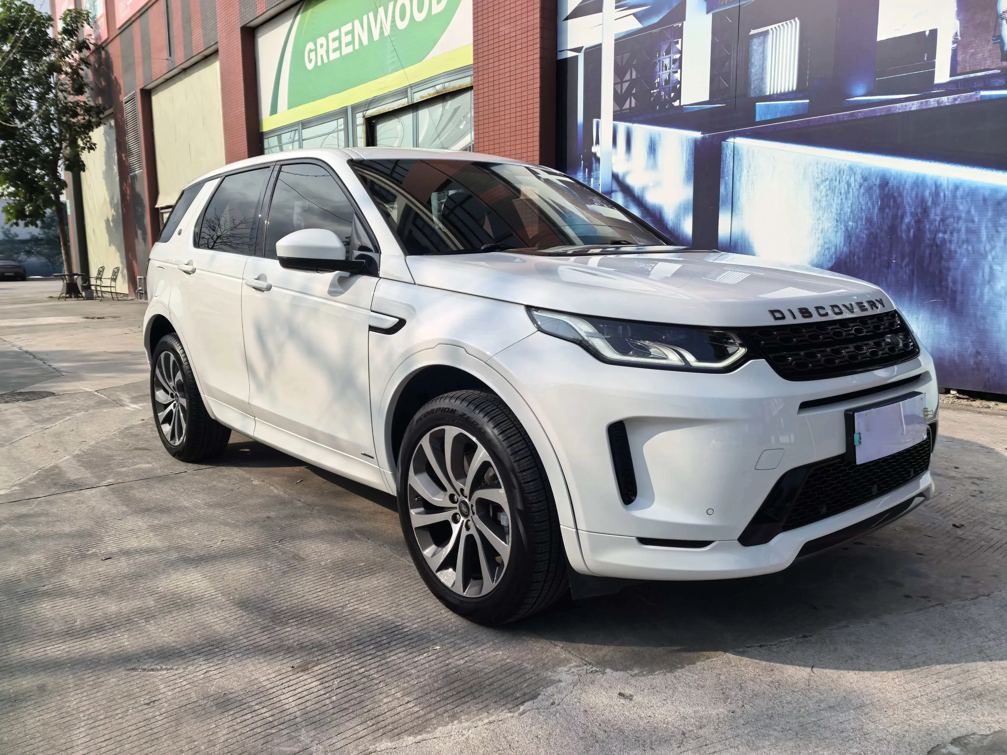 Land Rover Discover Sports