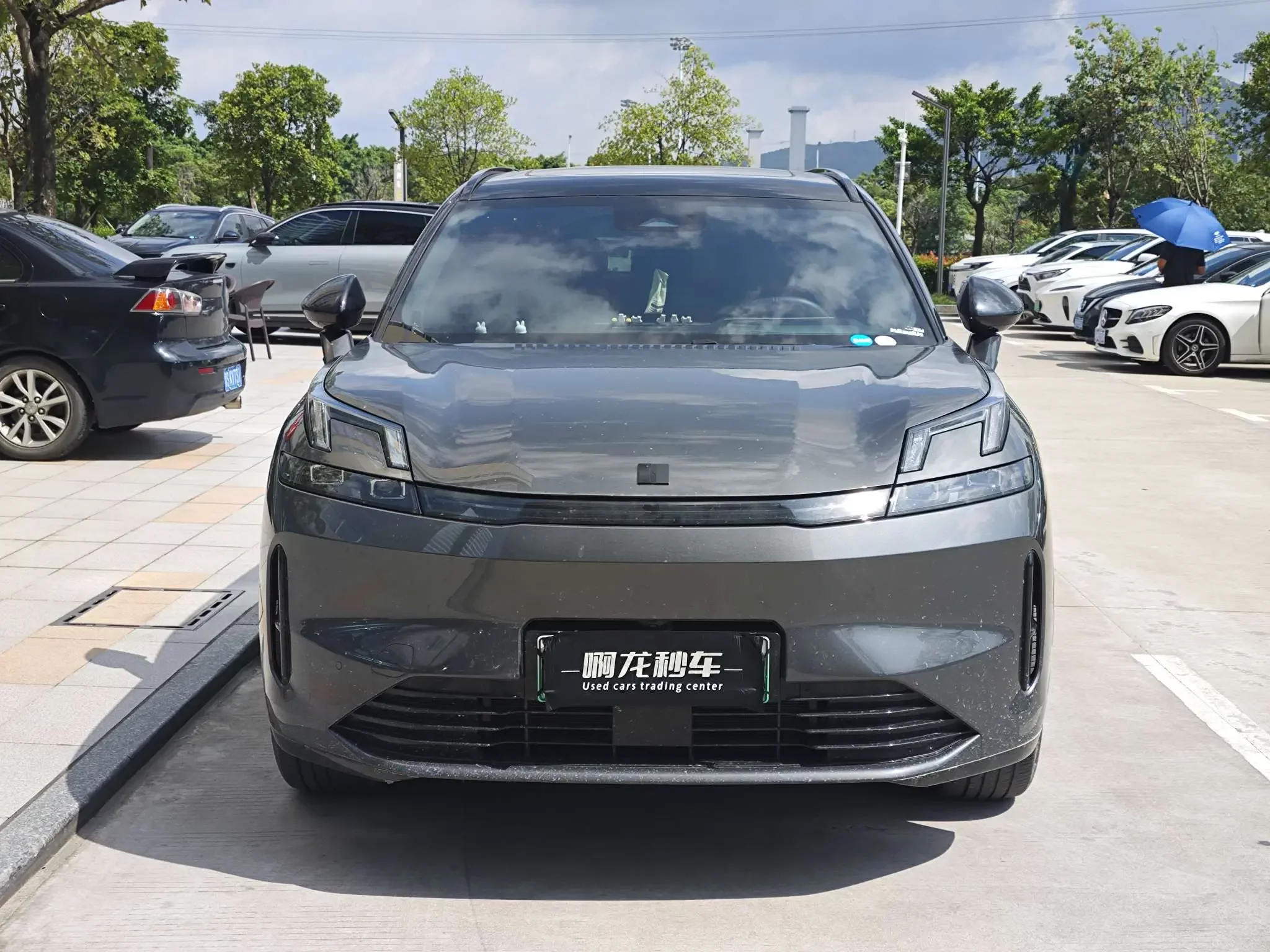 Lynk & Co 08 EM-P