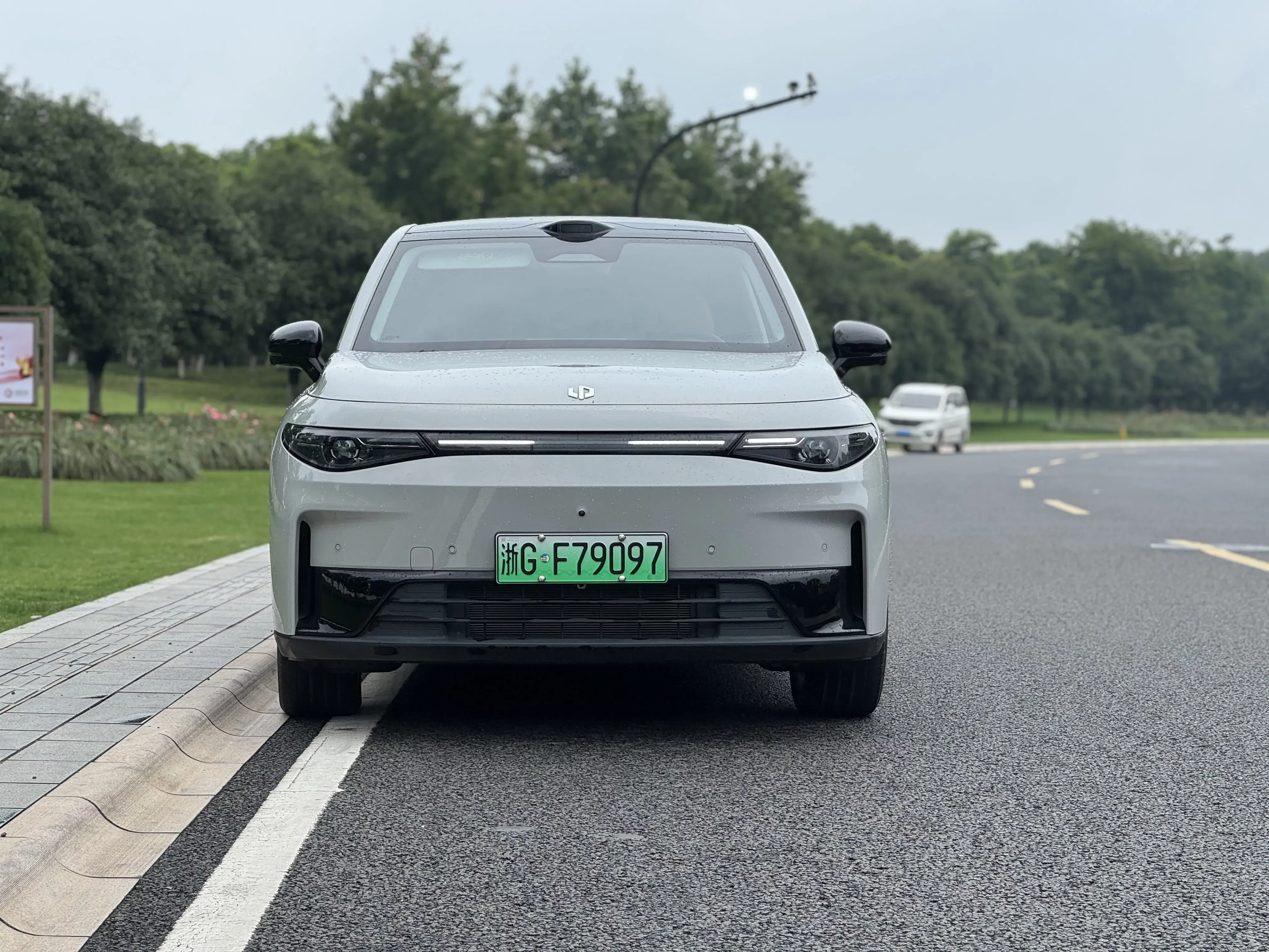 Leapmotor Zero running C10