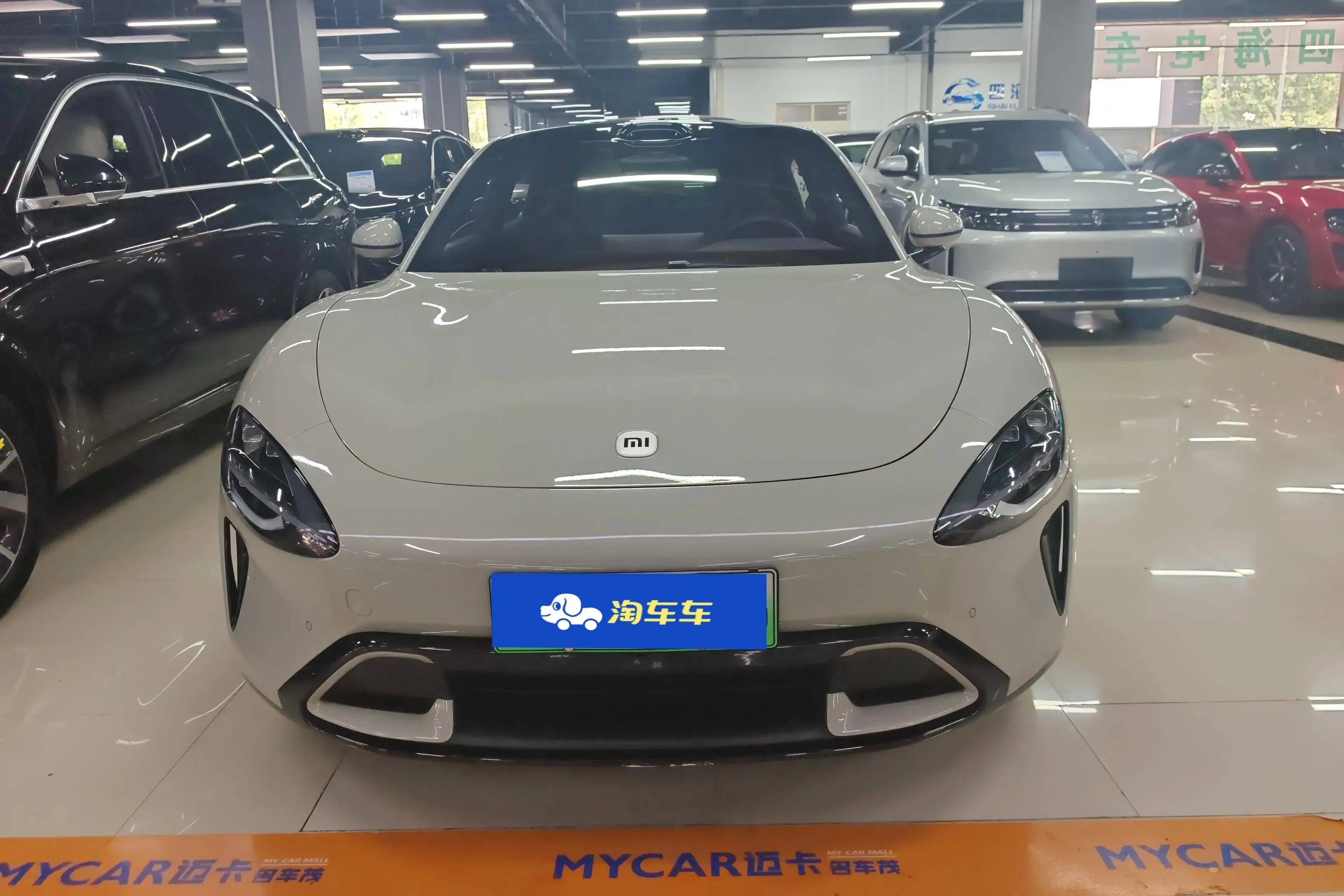 Xiaomi car Xiaomi SU7  из Китая
