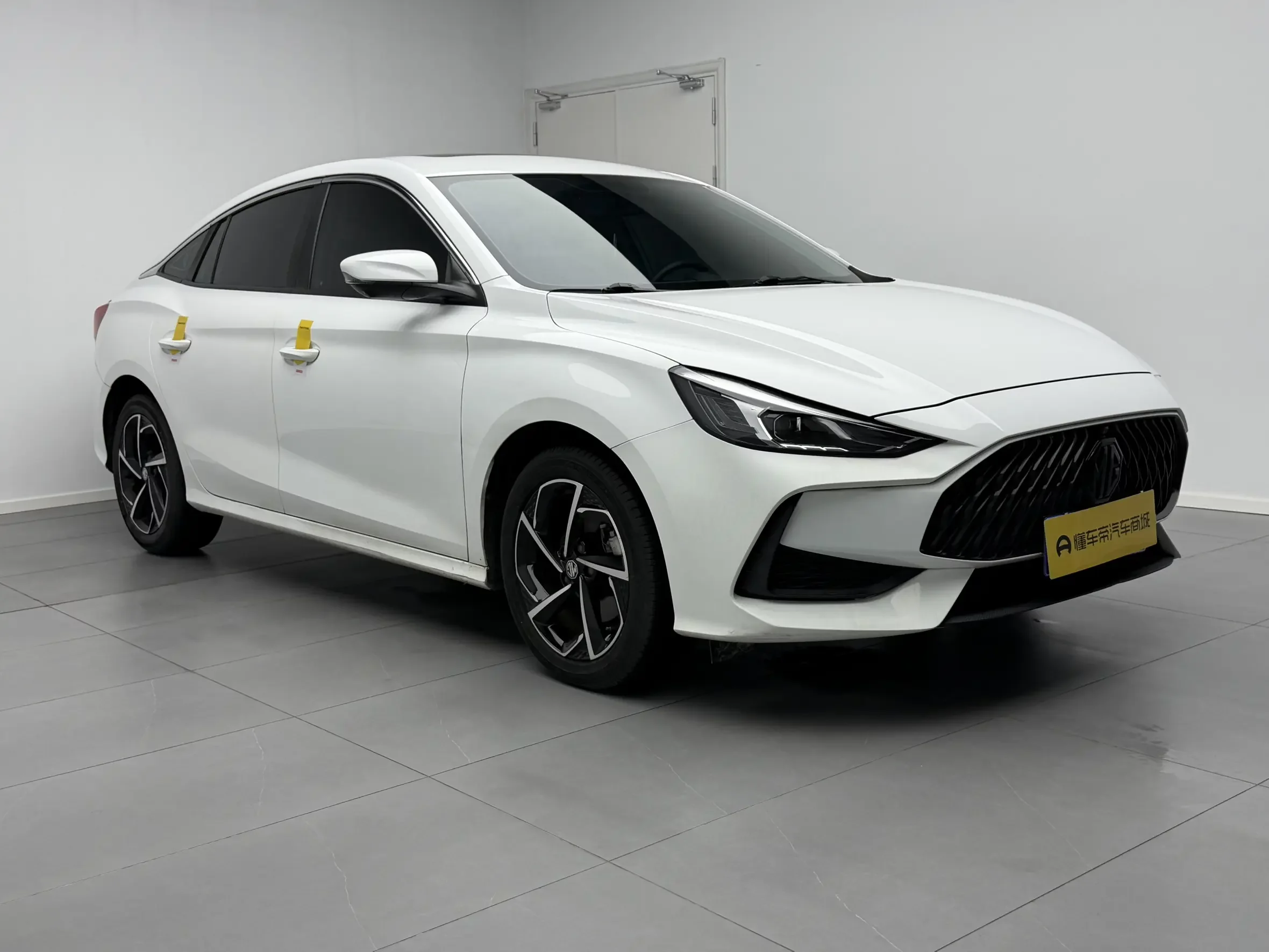 MG 5