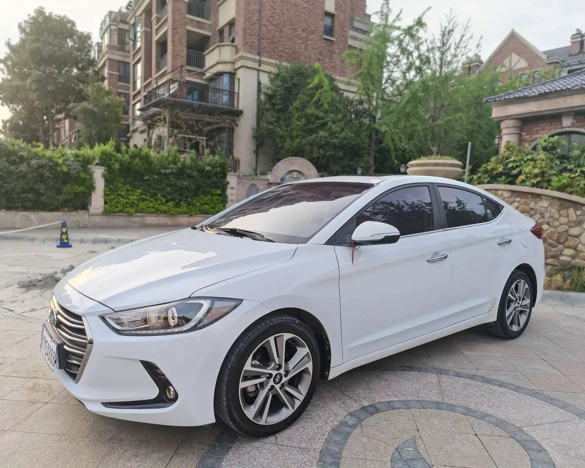 Hyundai lead