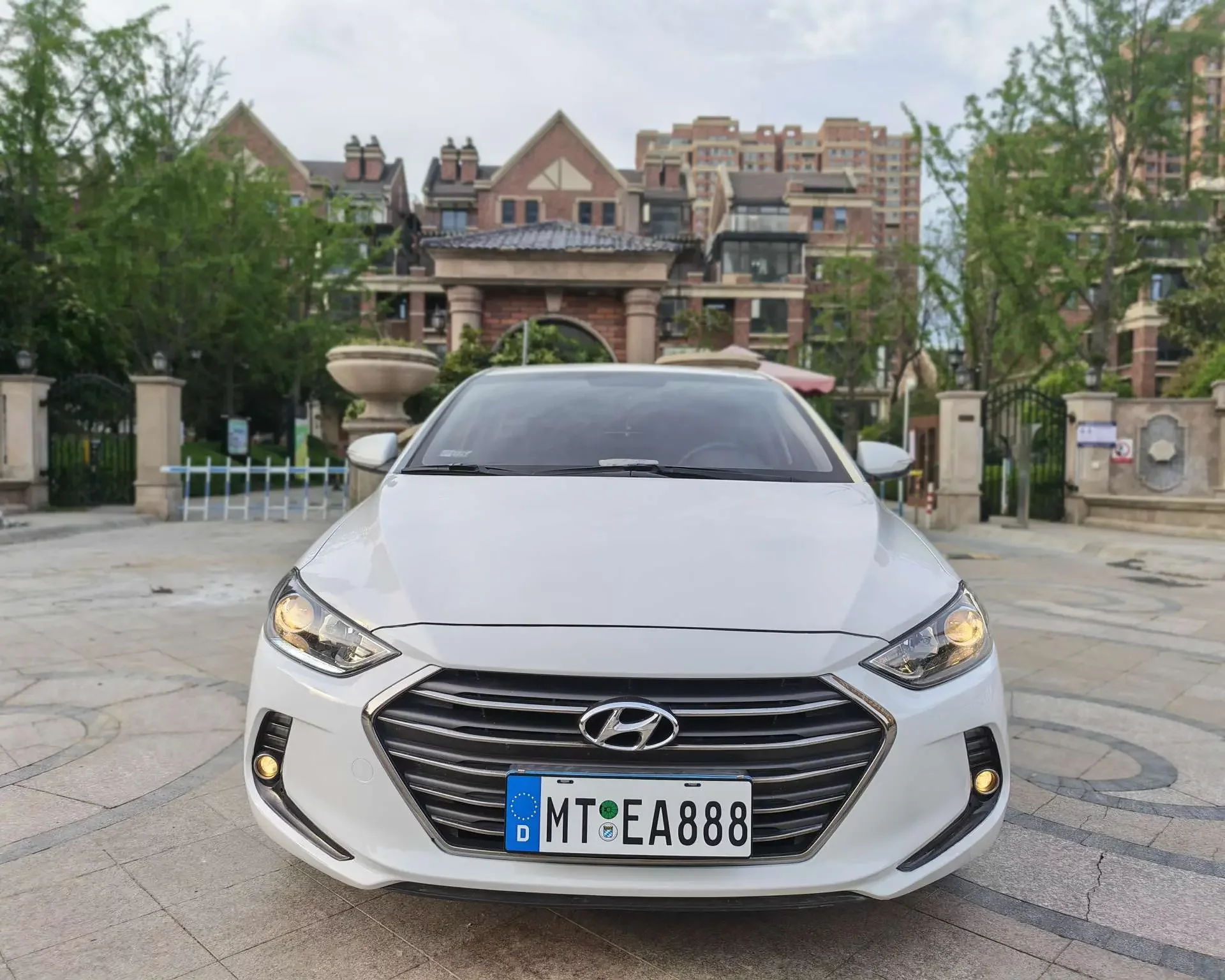 Hyundai lead