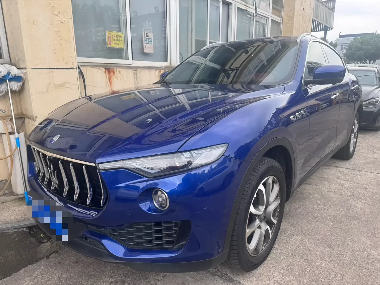 Maserati Levante  из Китая