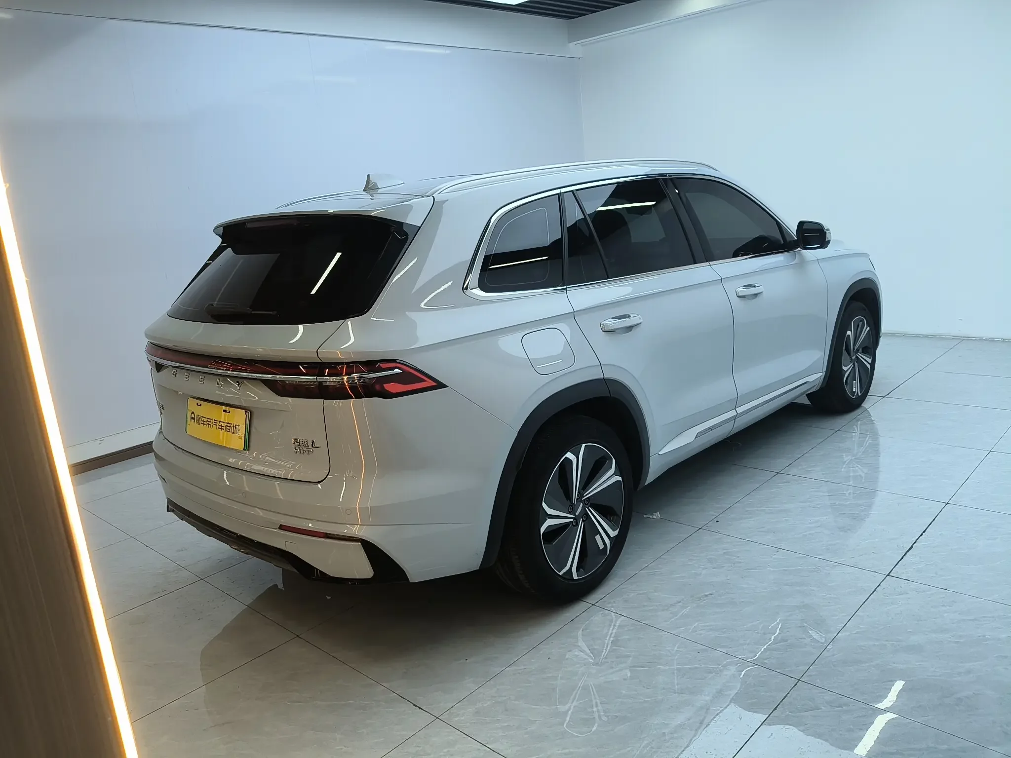 Geely Monjaro (extended range electric version)