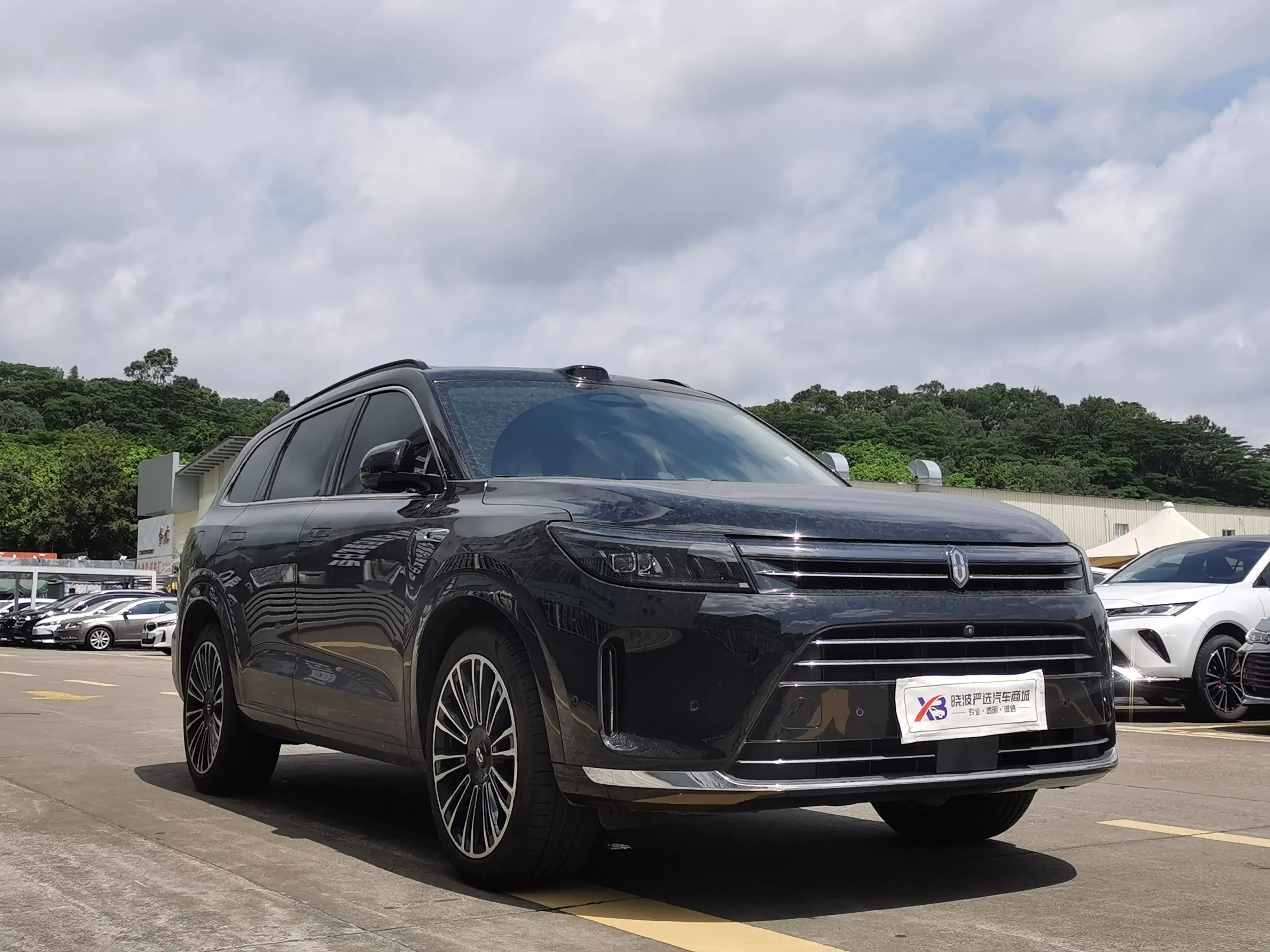 AITO M7