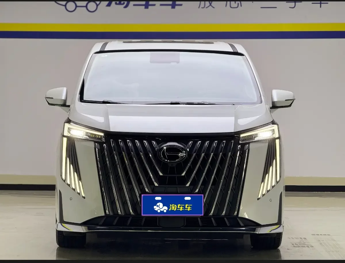 GAC Trumpchi M8