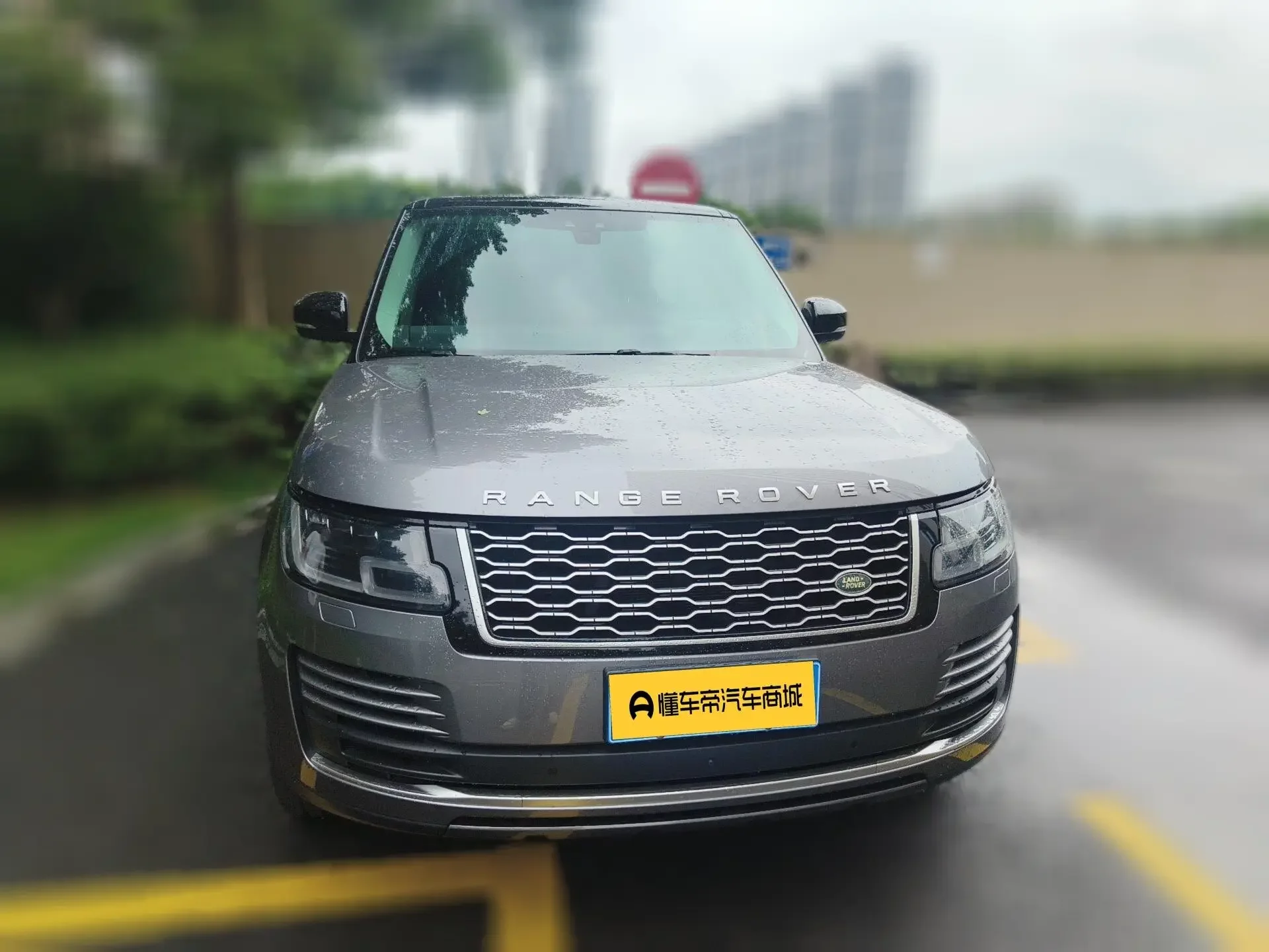 Land Rover range rover