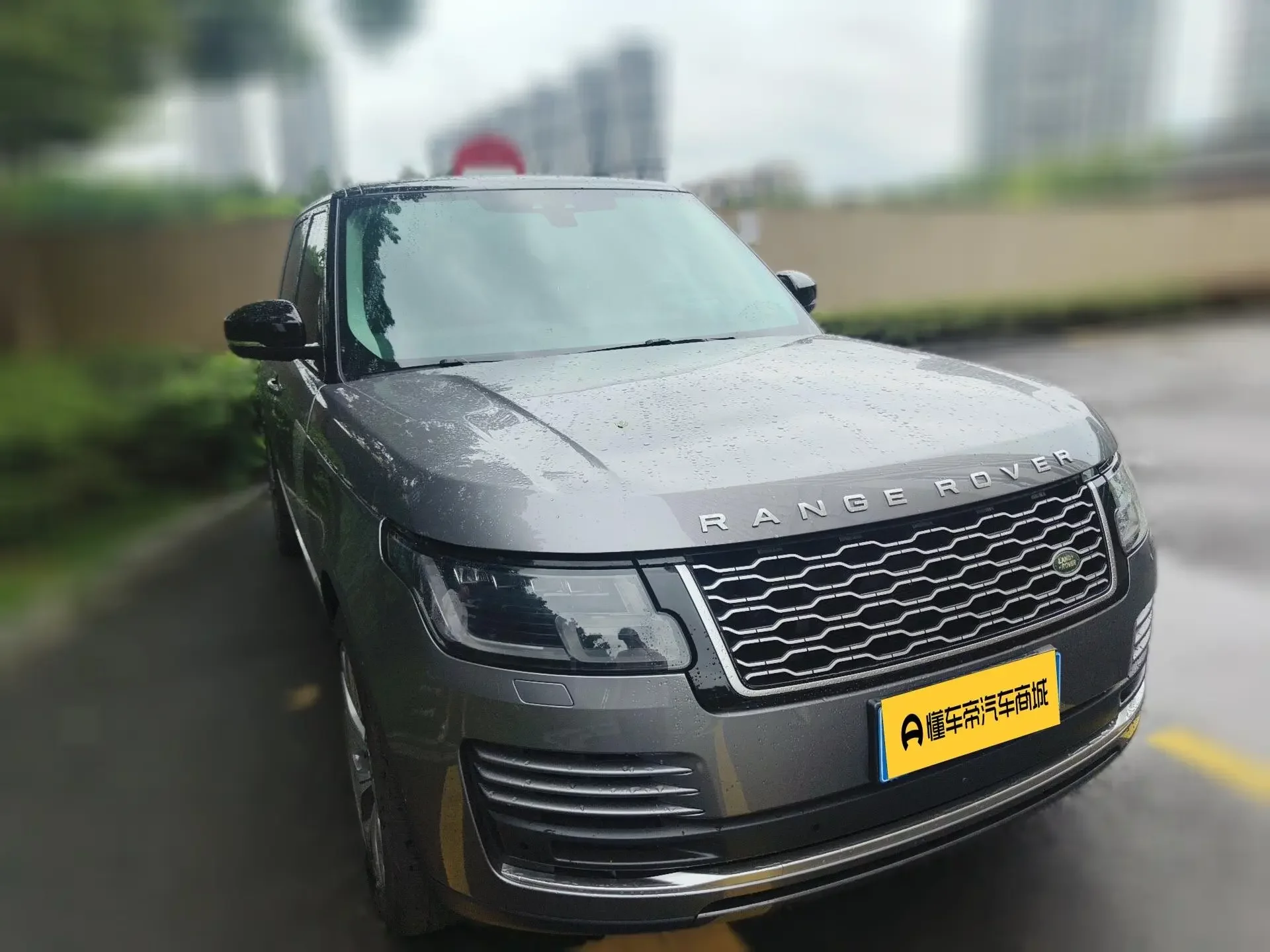 Land Rover range rover
