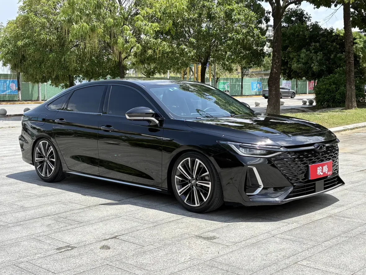 Chery Arrizo 8