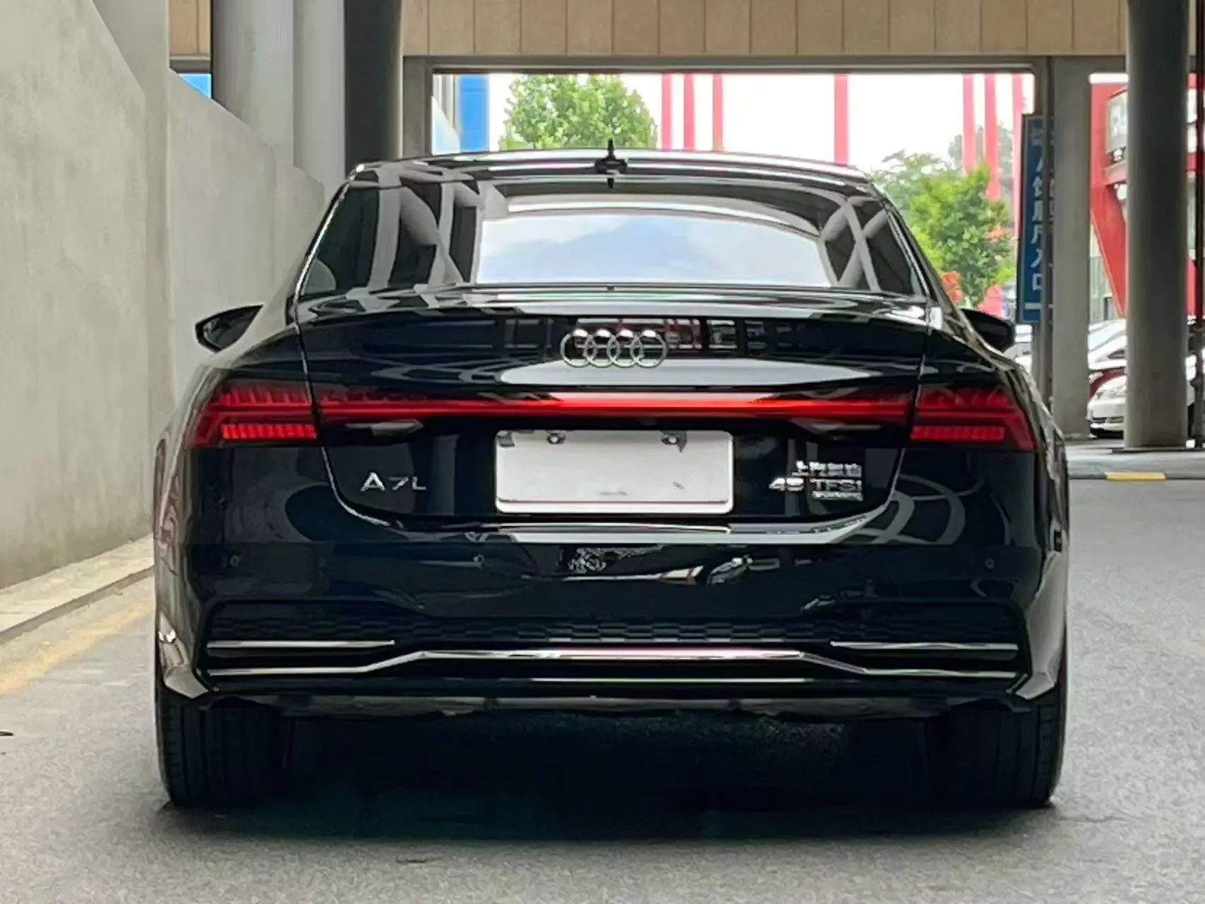 Audi A7L