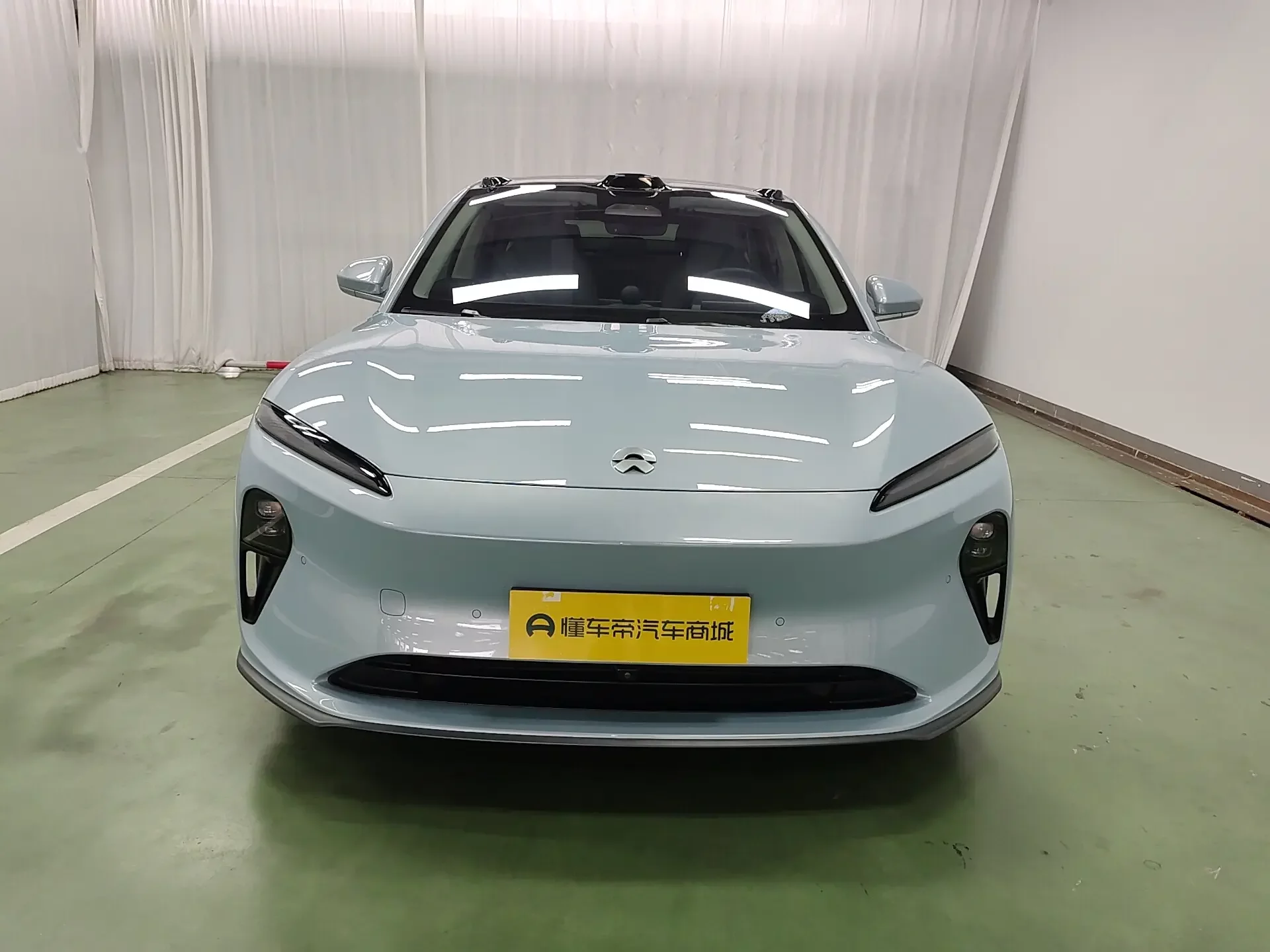 NIO ET5