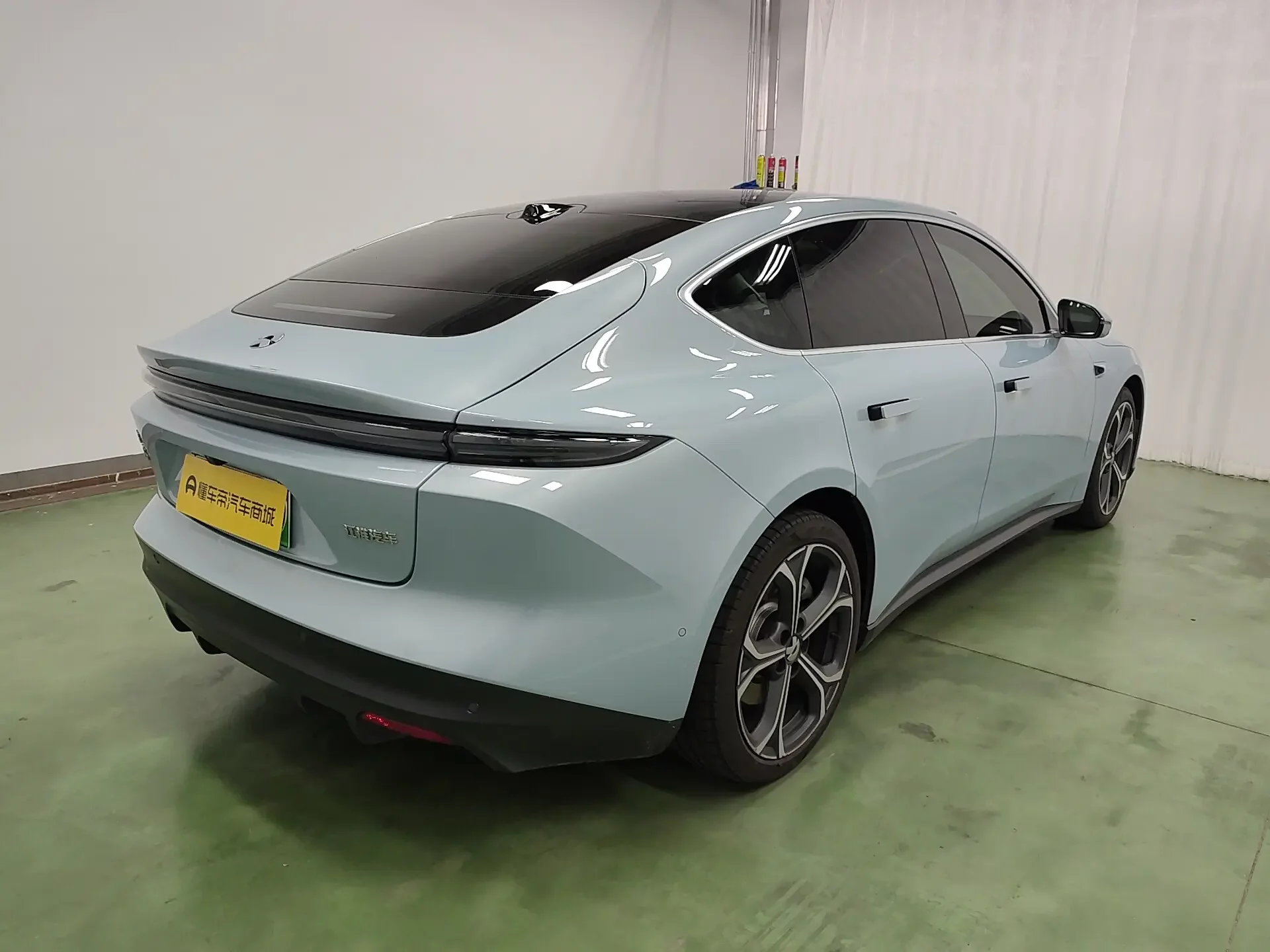 NIO ET5