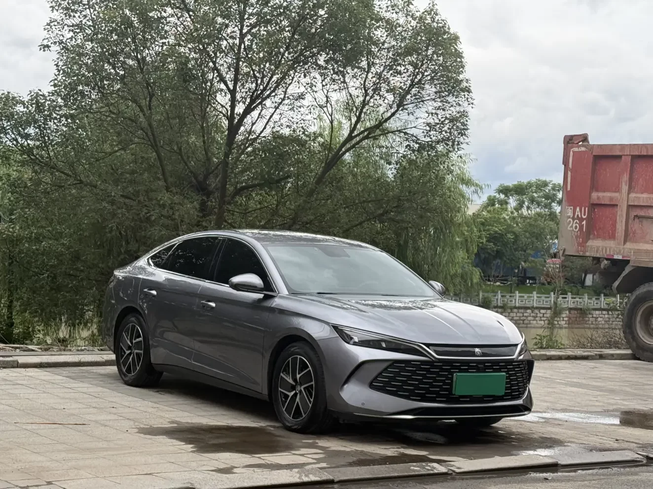 BYD Qin L DM