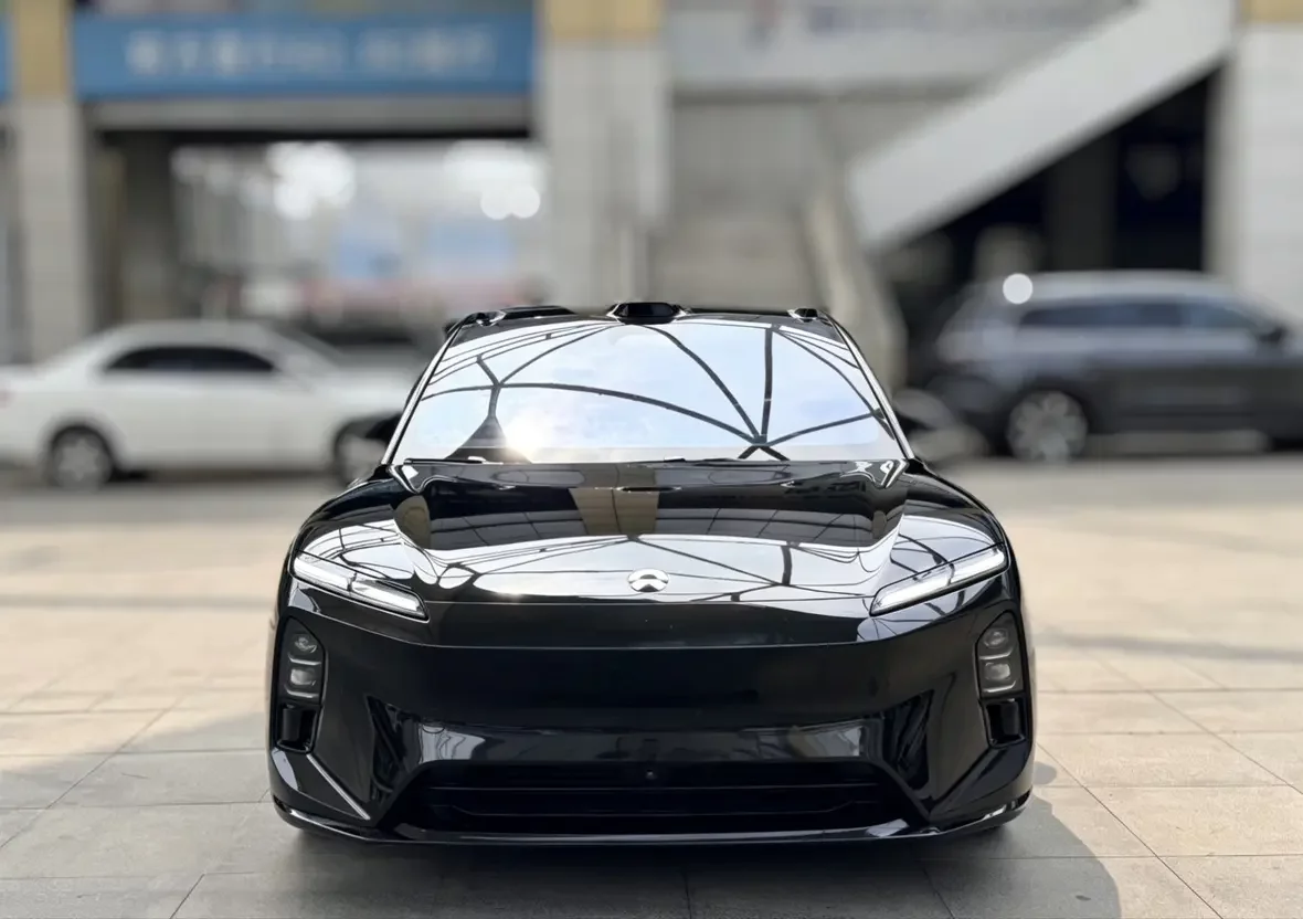 NIO ET5T