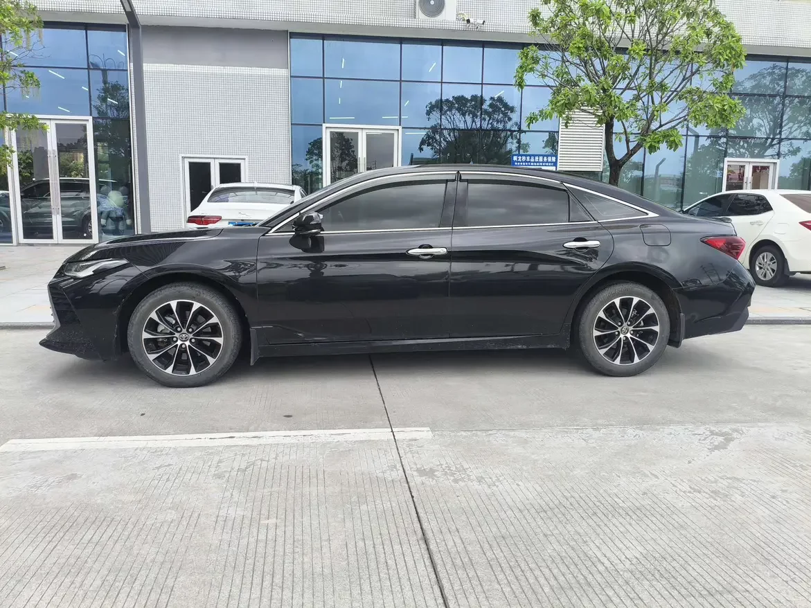 Toyota Avalon