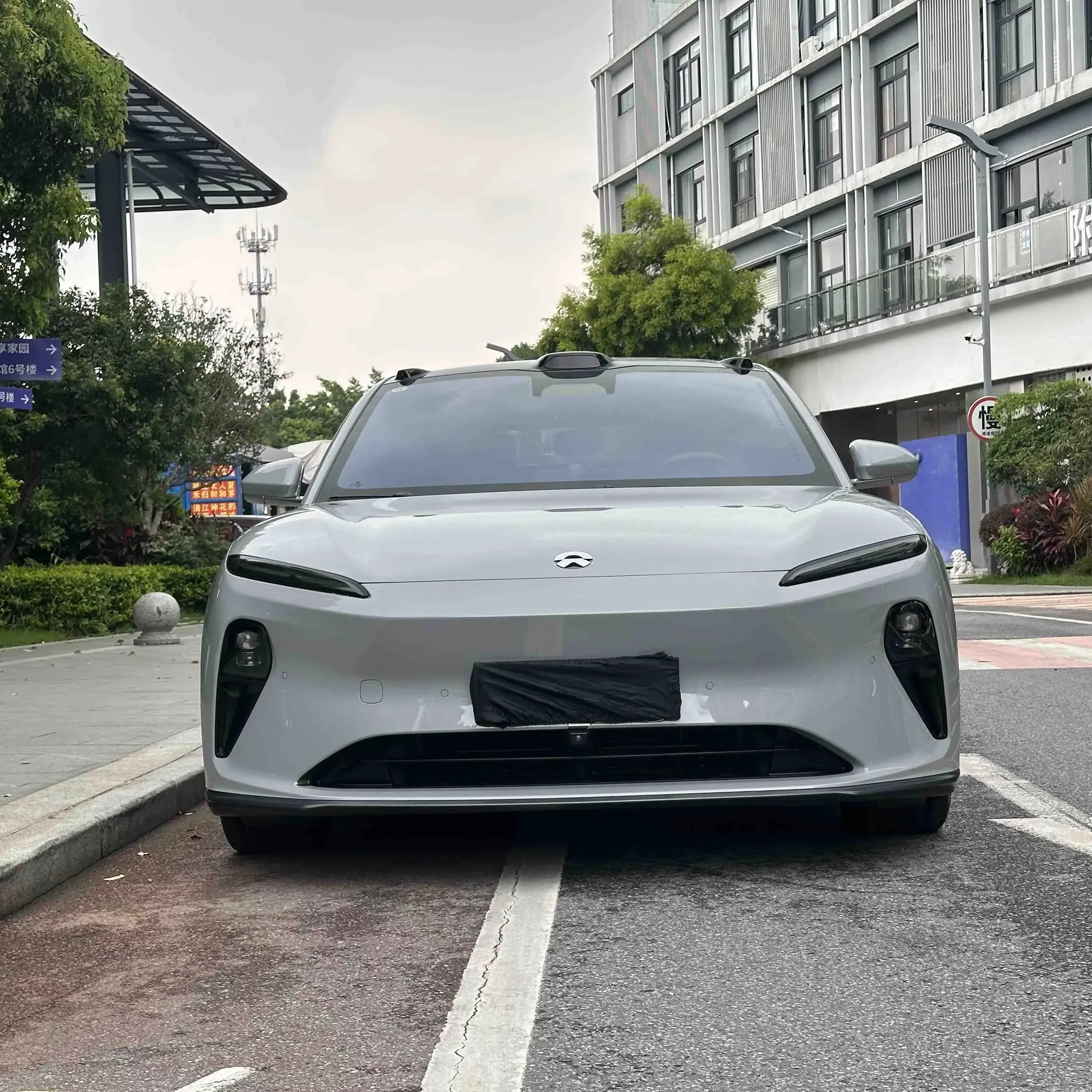 NIO ET5
