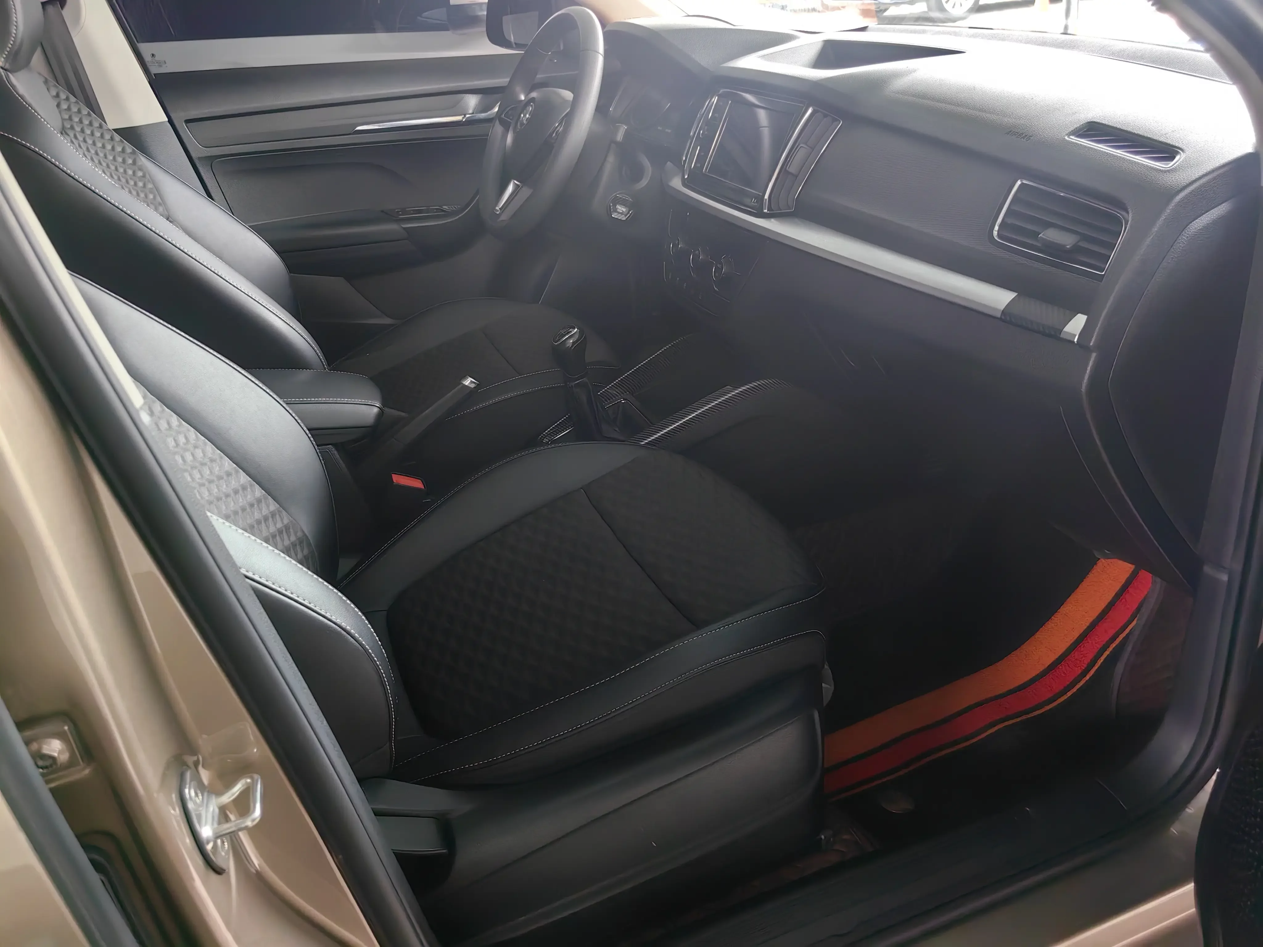 Skoda Comek