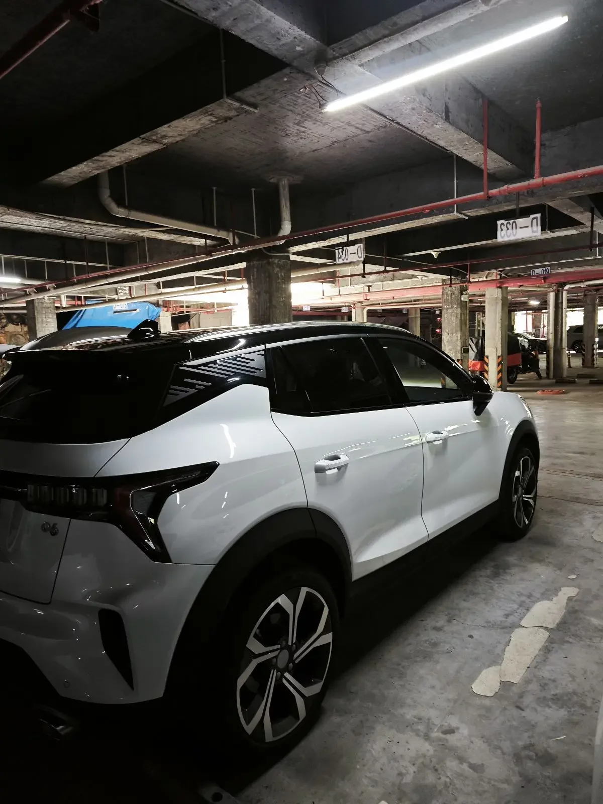 Lynk & Co 06