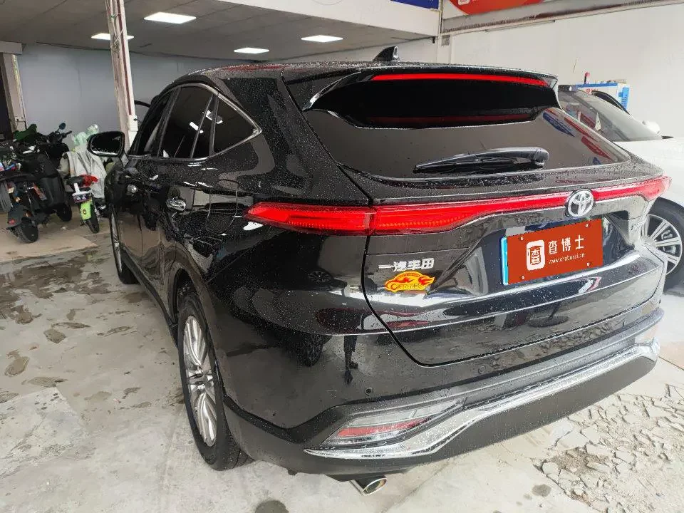 Toyota Harrier  из Китая