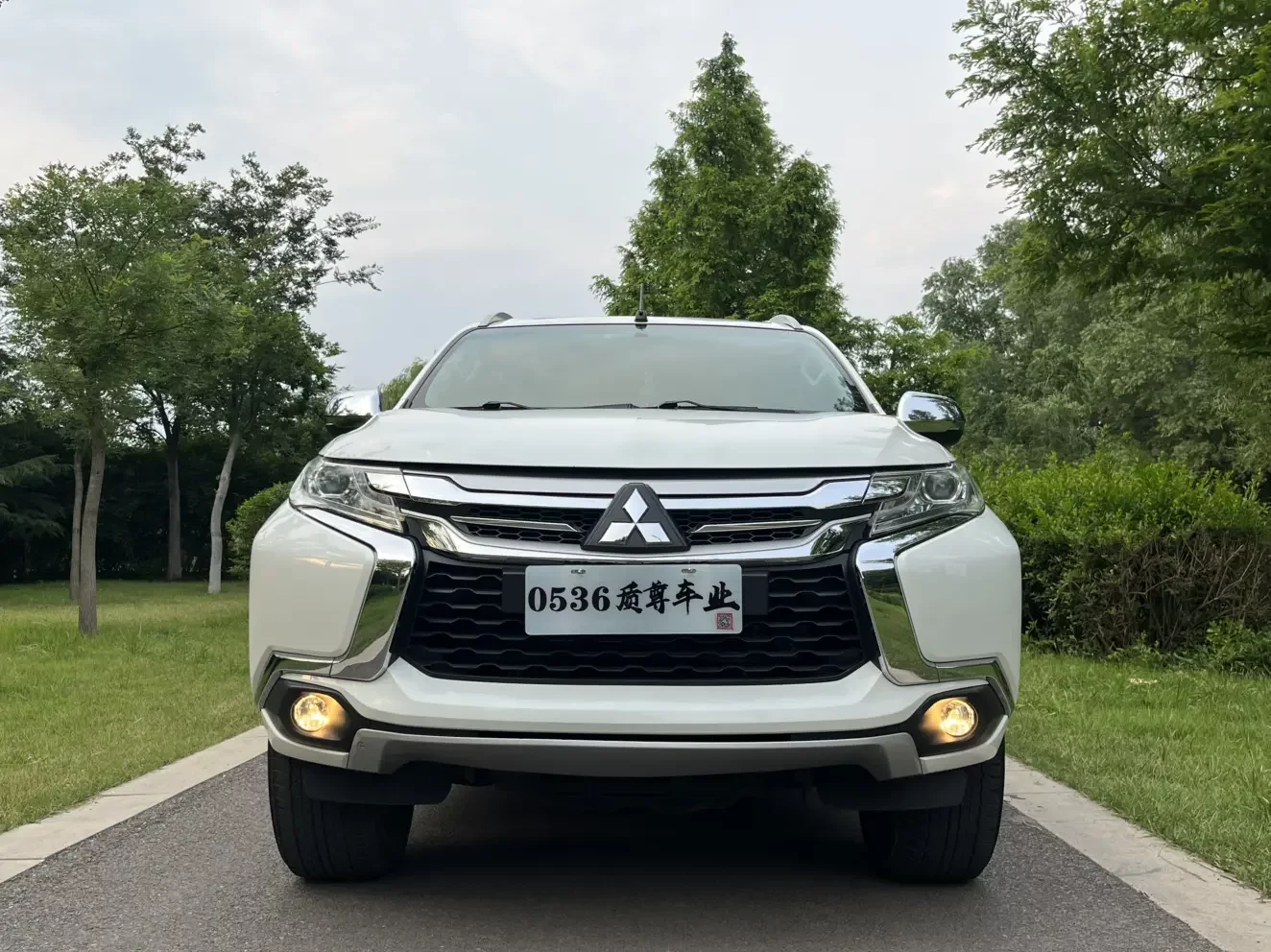 Mitsubishi Pajero Jinchang  из Китая