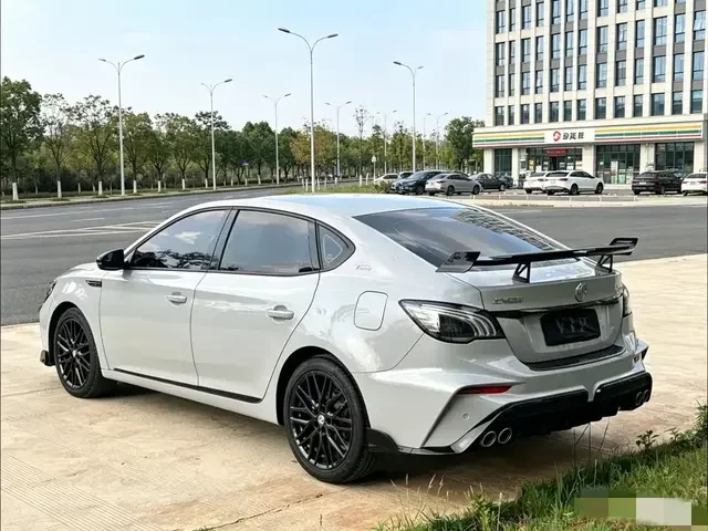 MG 6