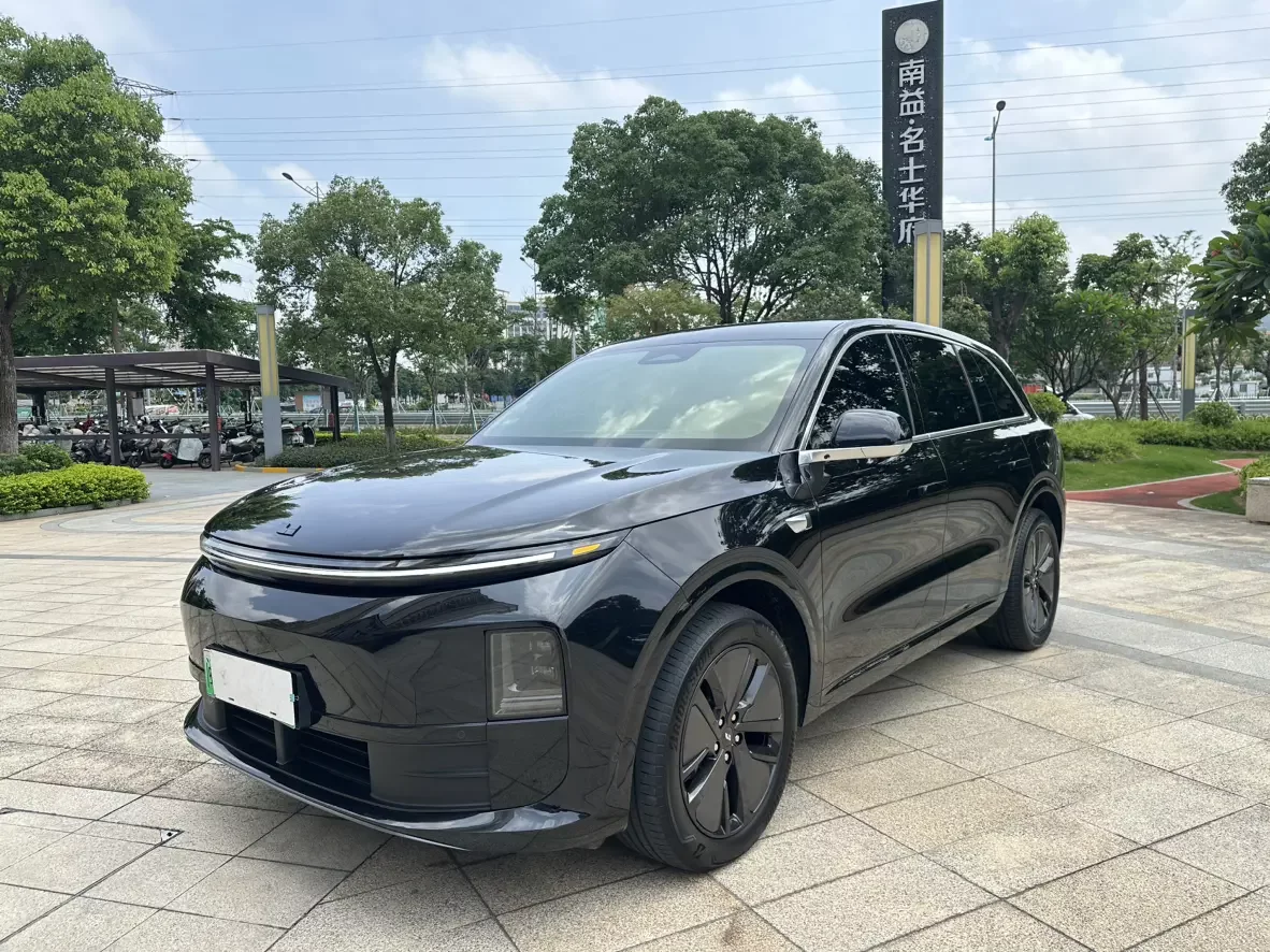 Lixiang L6