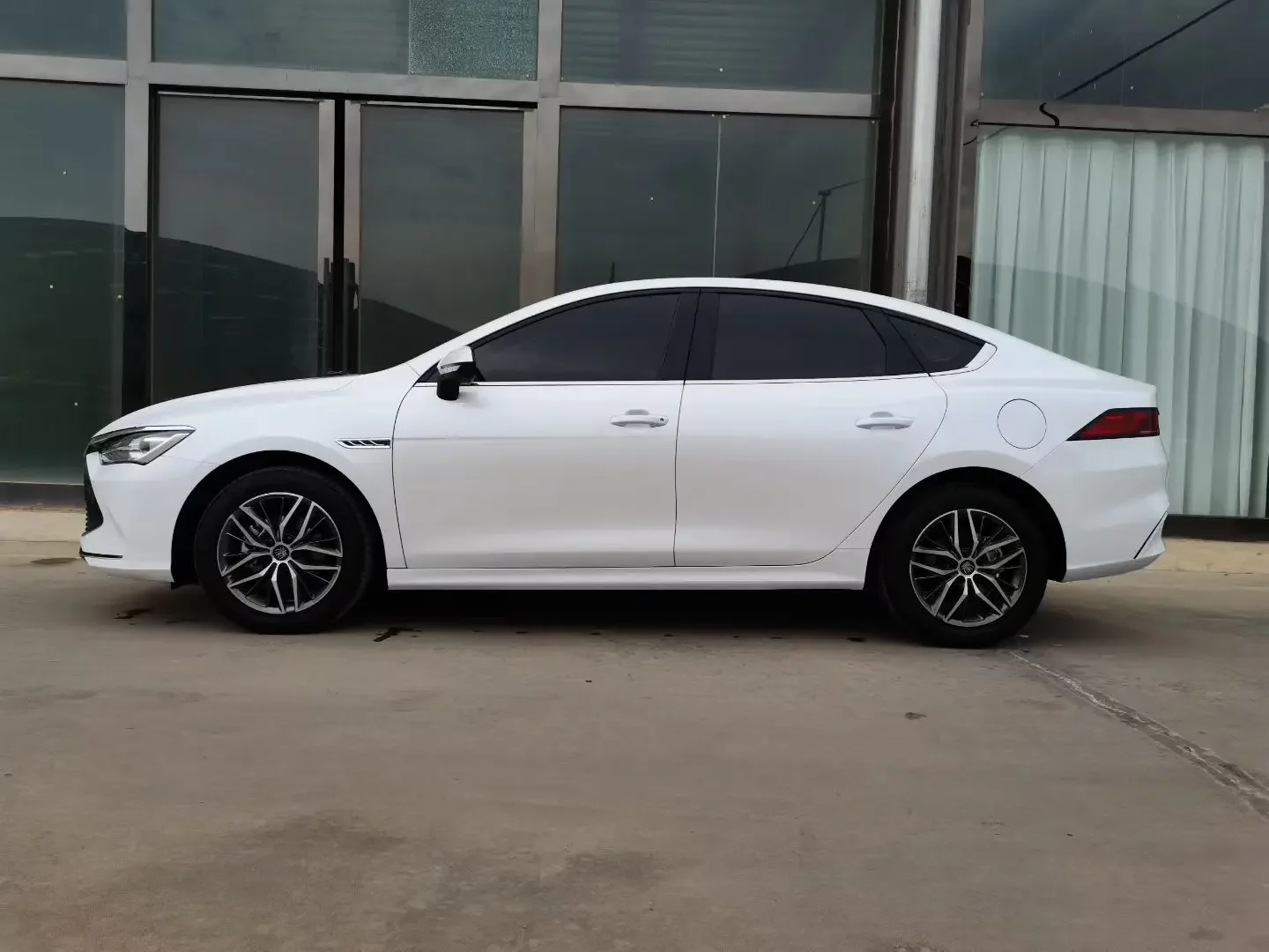 BYD Qin PLUS DM