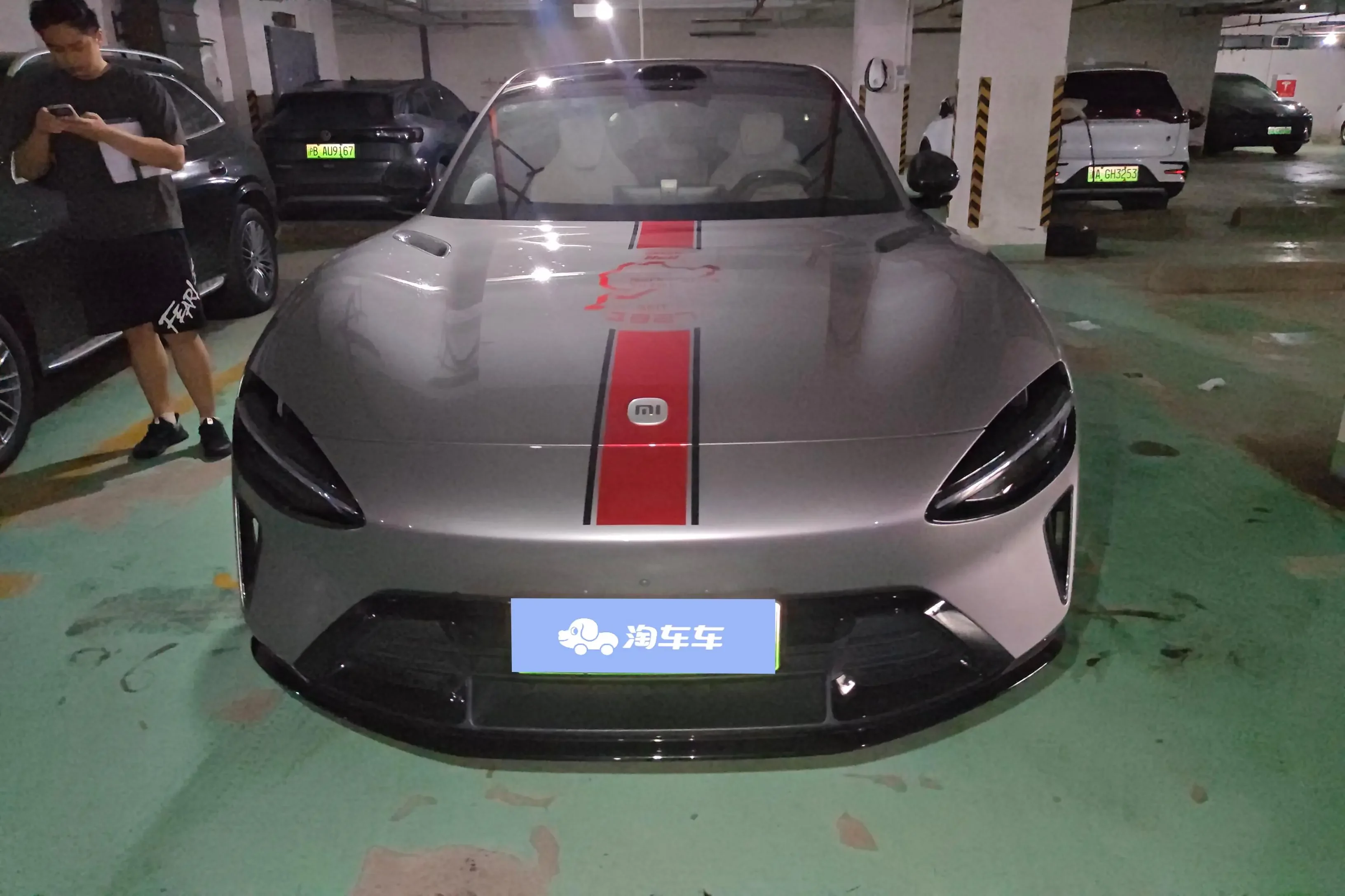 Xiaomi car Xiaomi YU7  из Китая