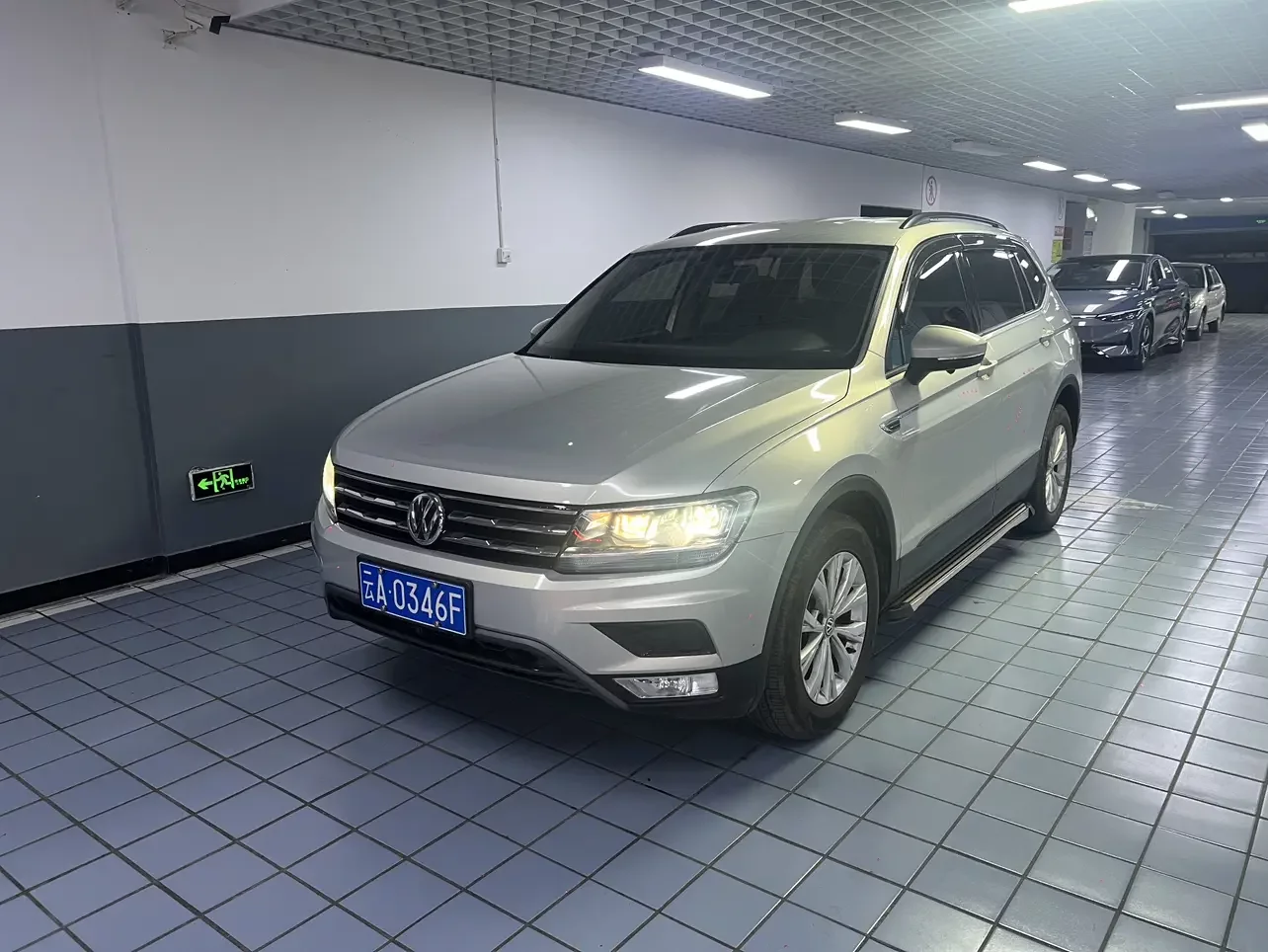 Volkswagen Tiguan L  из Китая