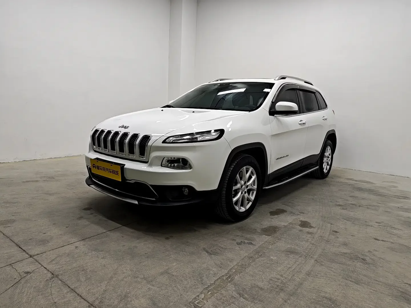 Jeep Cherokee  из Китая