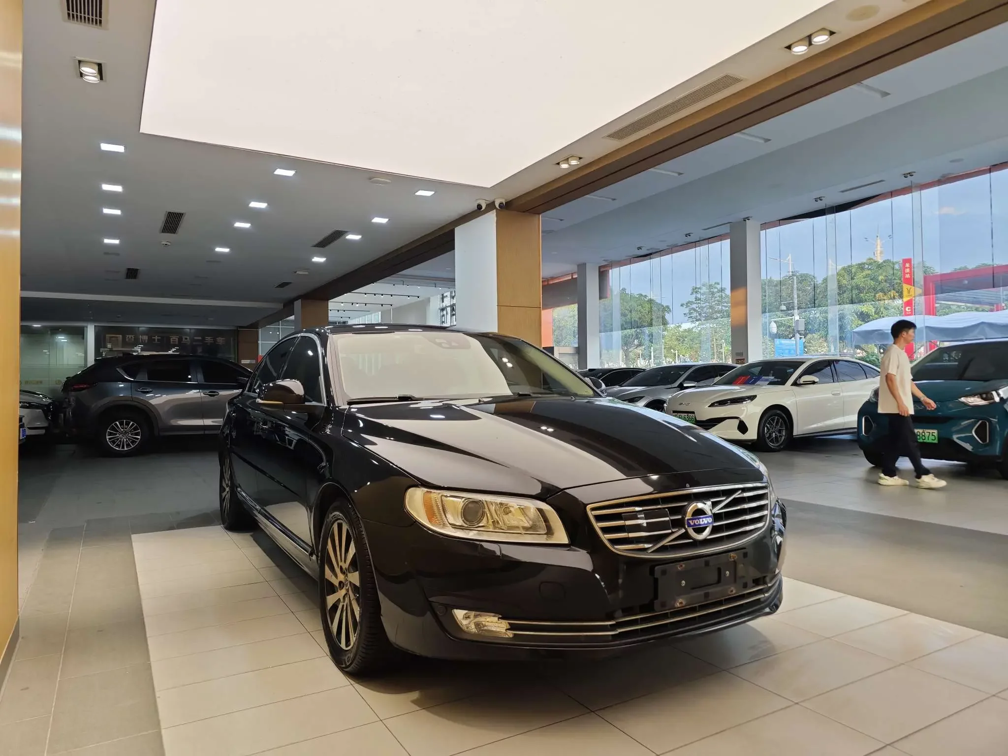 Volvo S80L