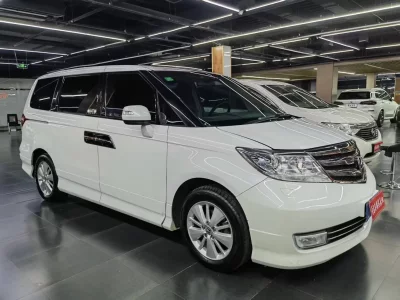 Honda Elysion