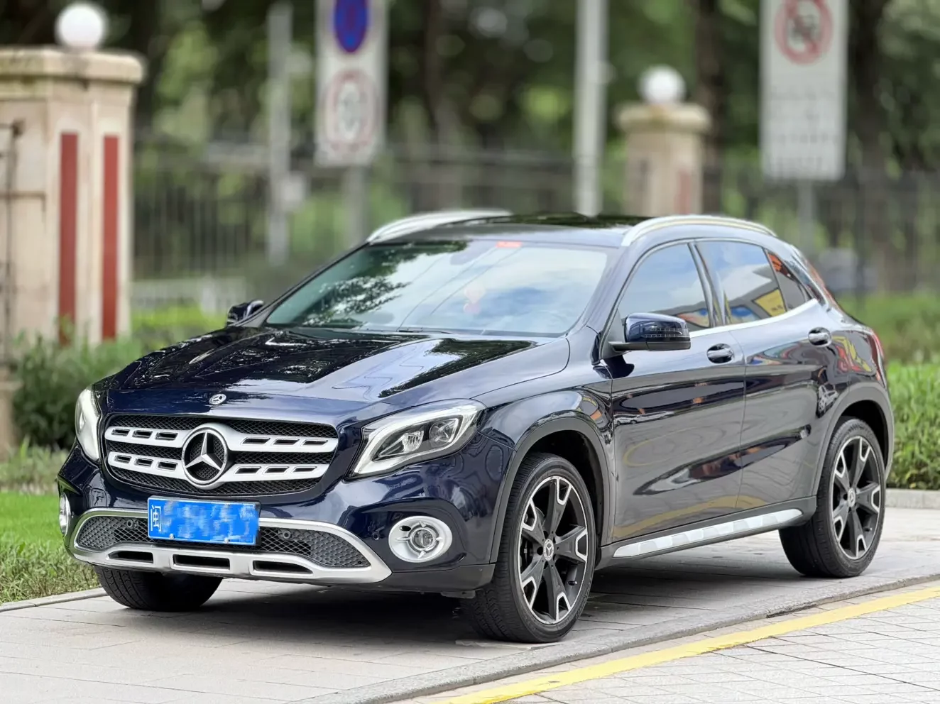 Mercedes-Benz GLA