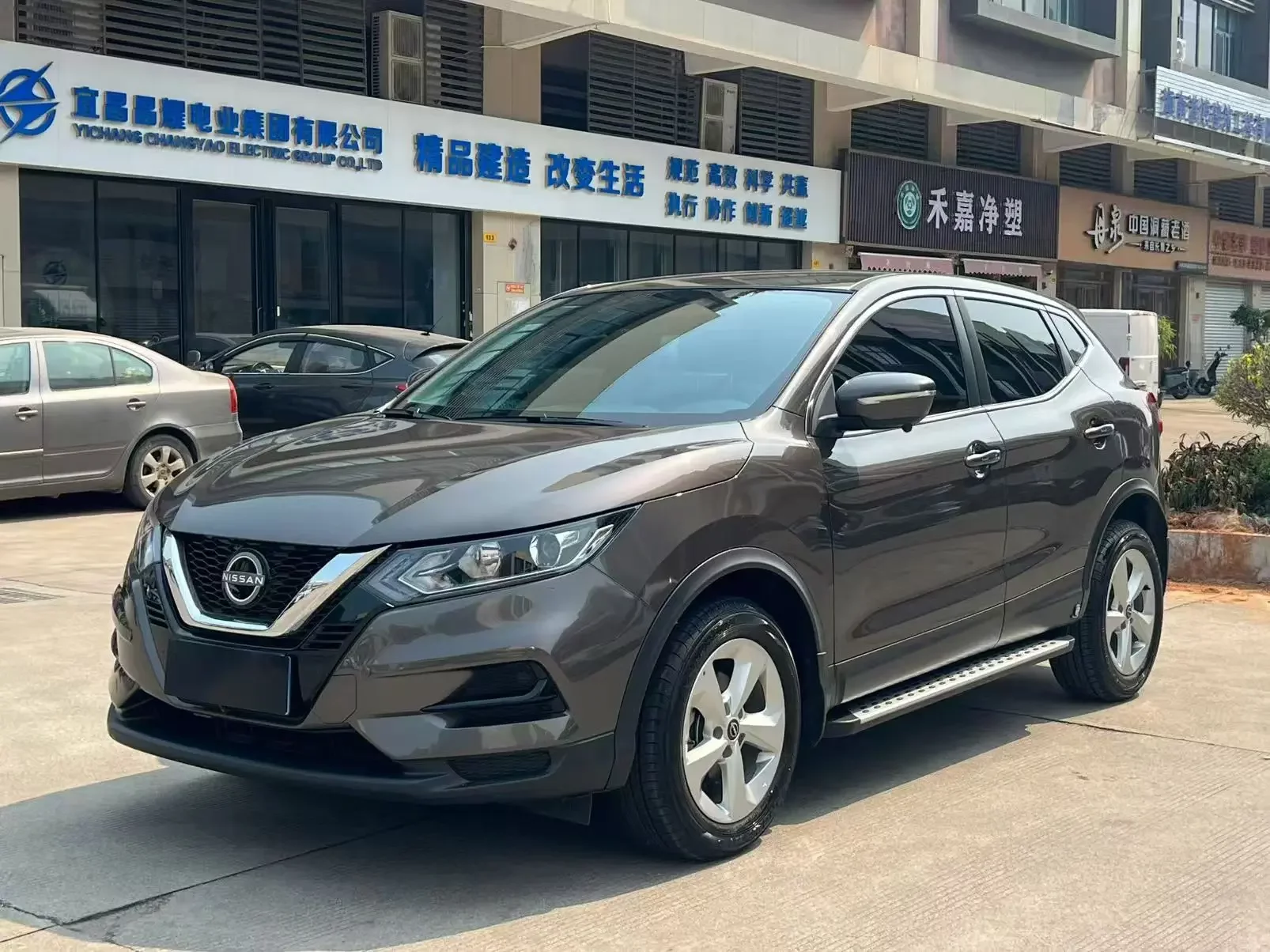 Nissan Qashqai  из Китая