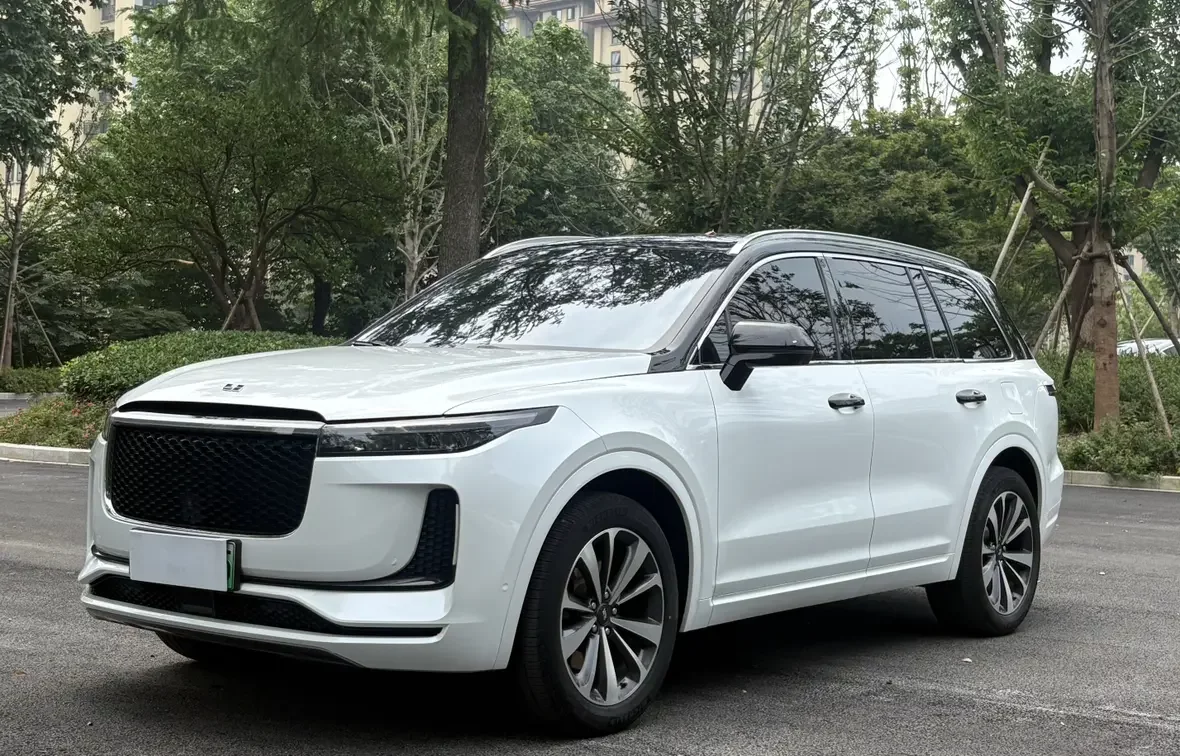 Li ONE (Ideal ONE)  из Китая