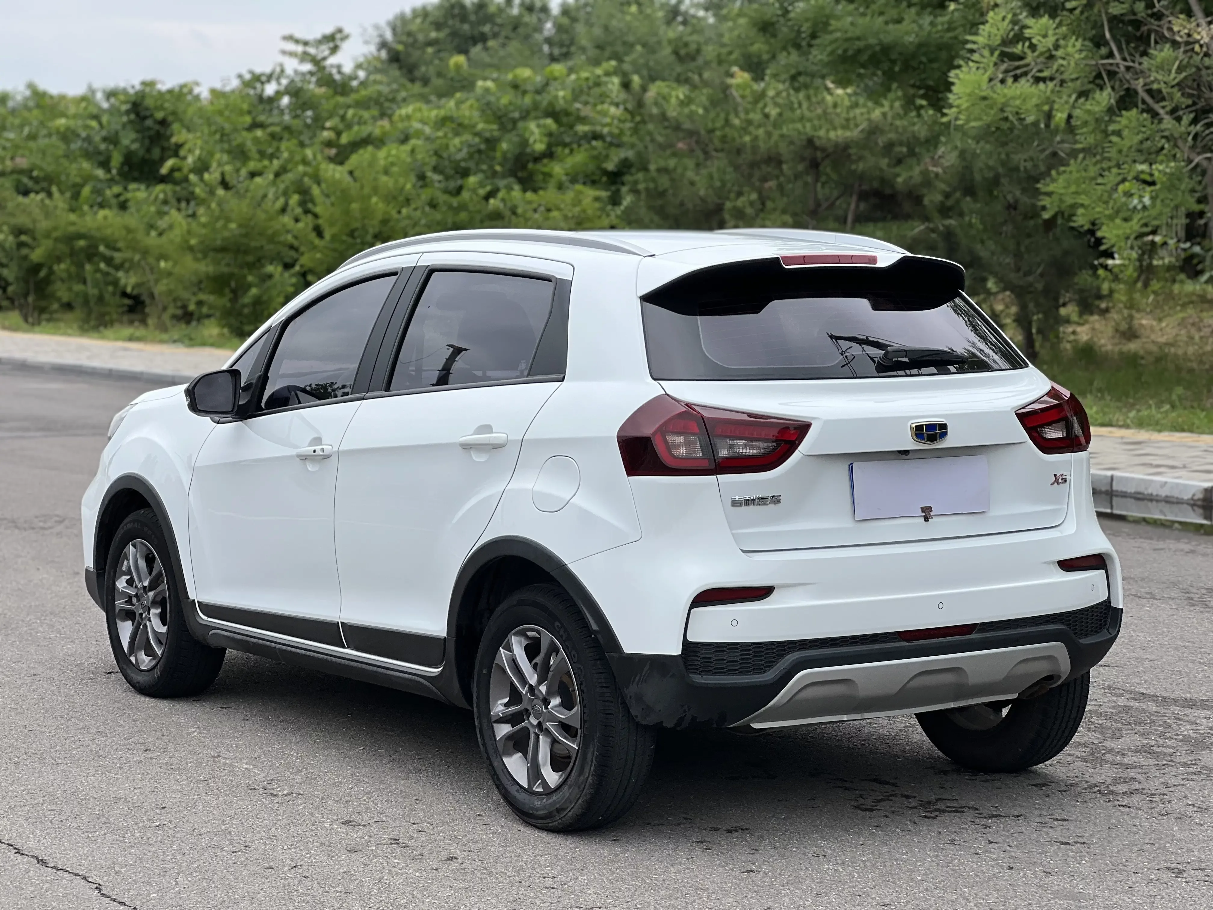 Geely Vision X3