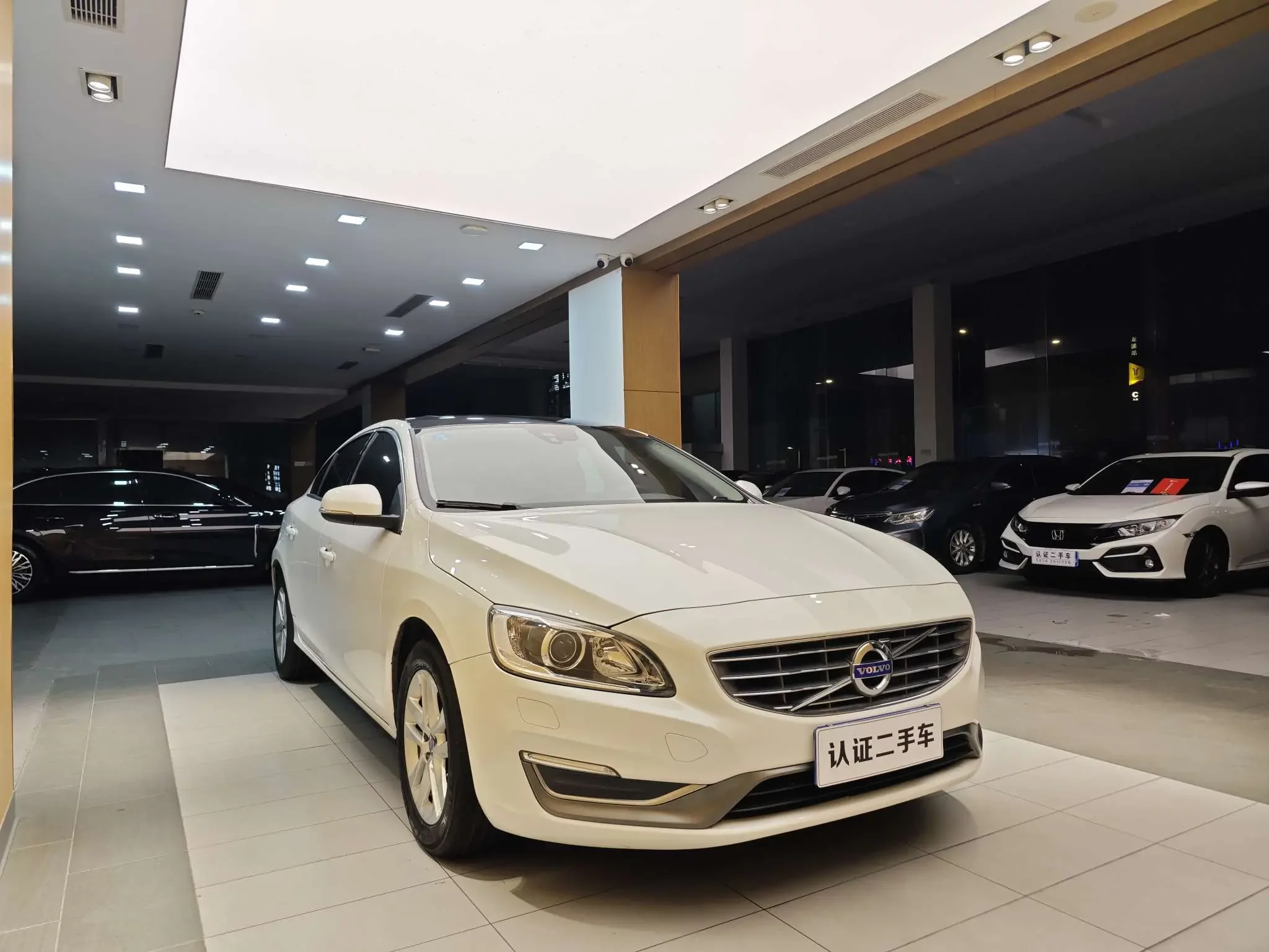 Volvo S60
