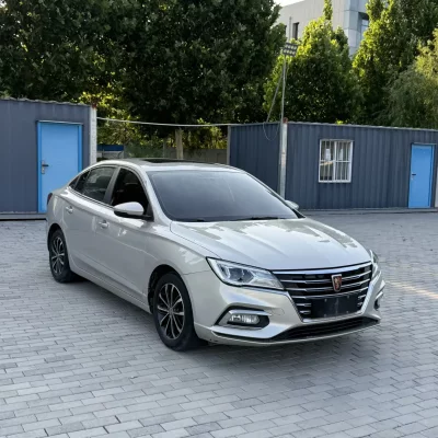 Roewe i5