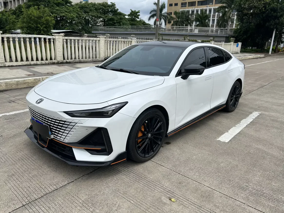 Changan UNI-V