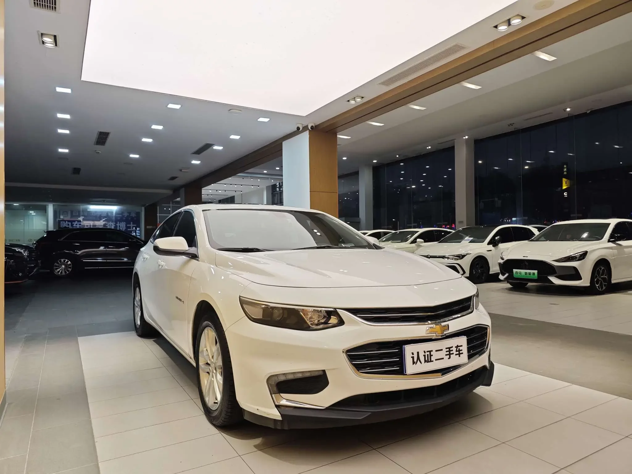 Chevrolet Malibu XL