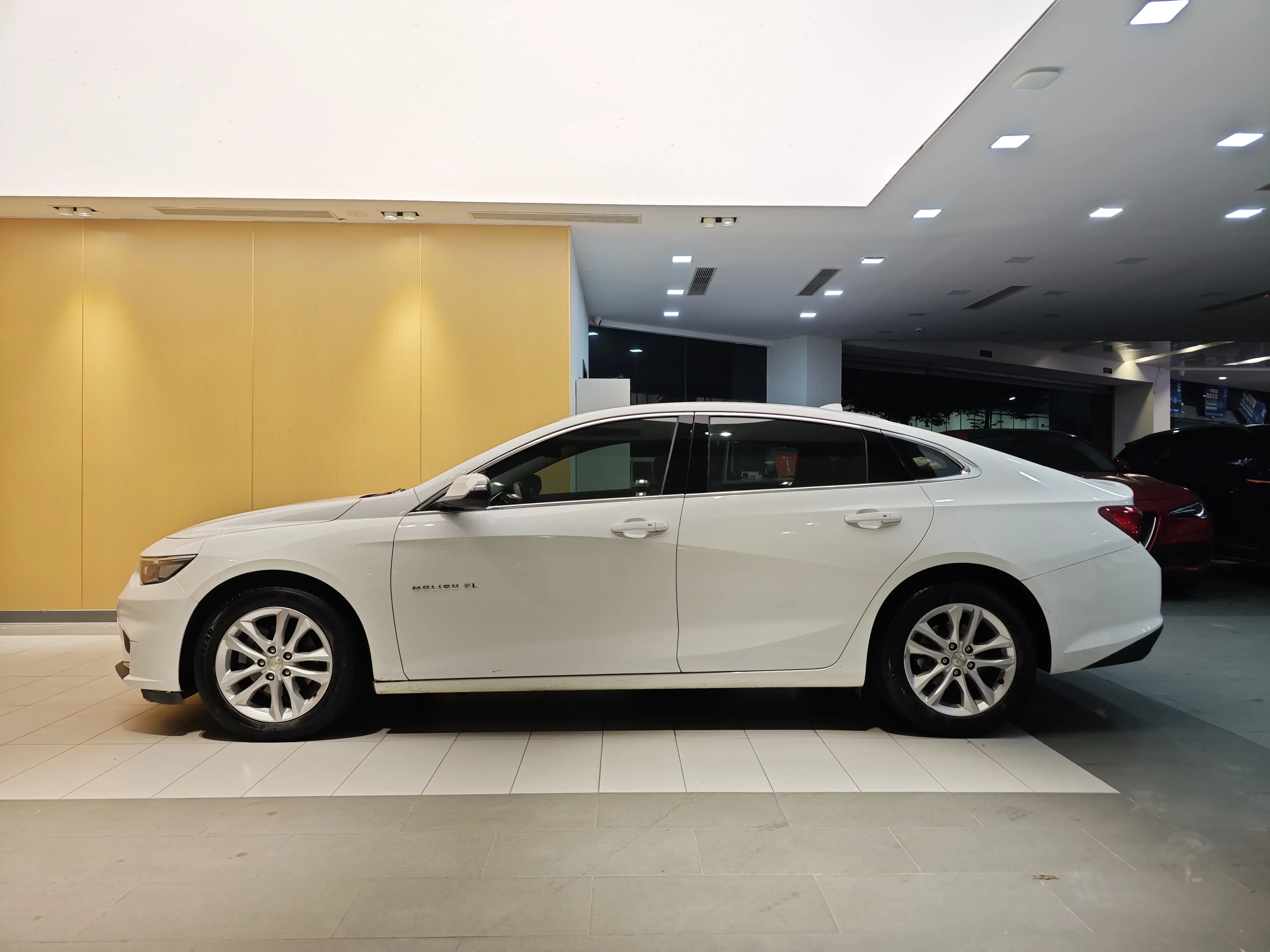 Chevrolet Malibu XL