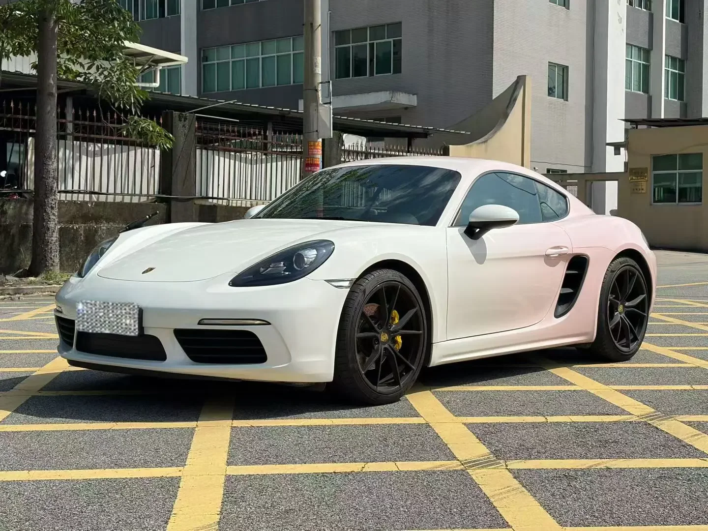 Porsche 718
