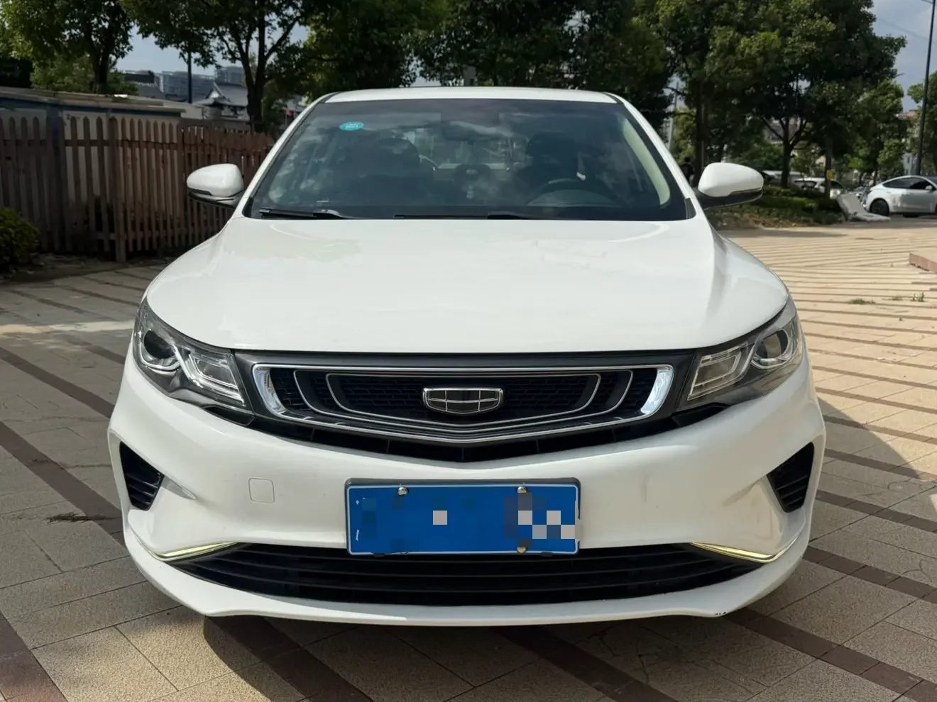 Geely Emgrand GL