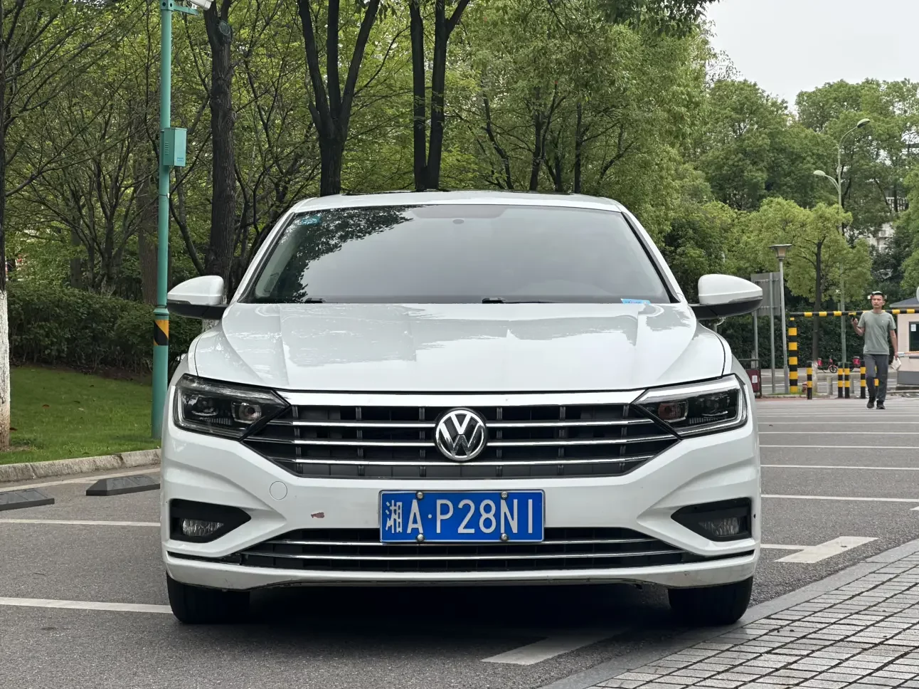 Volkswagen Sagitar