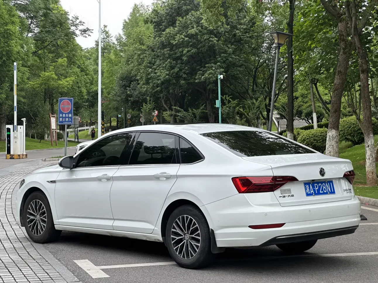 Volkswagen Sagitar