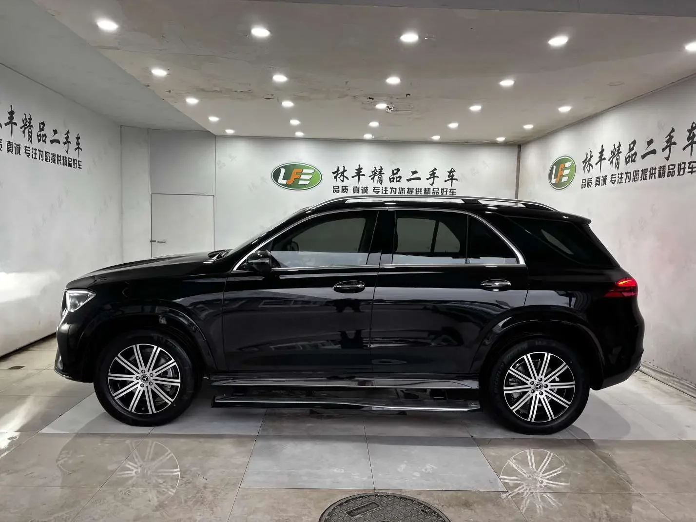 Mercedes-Benz GLE (Imported)