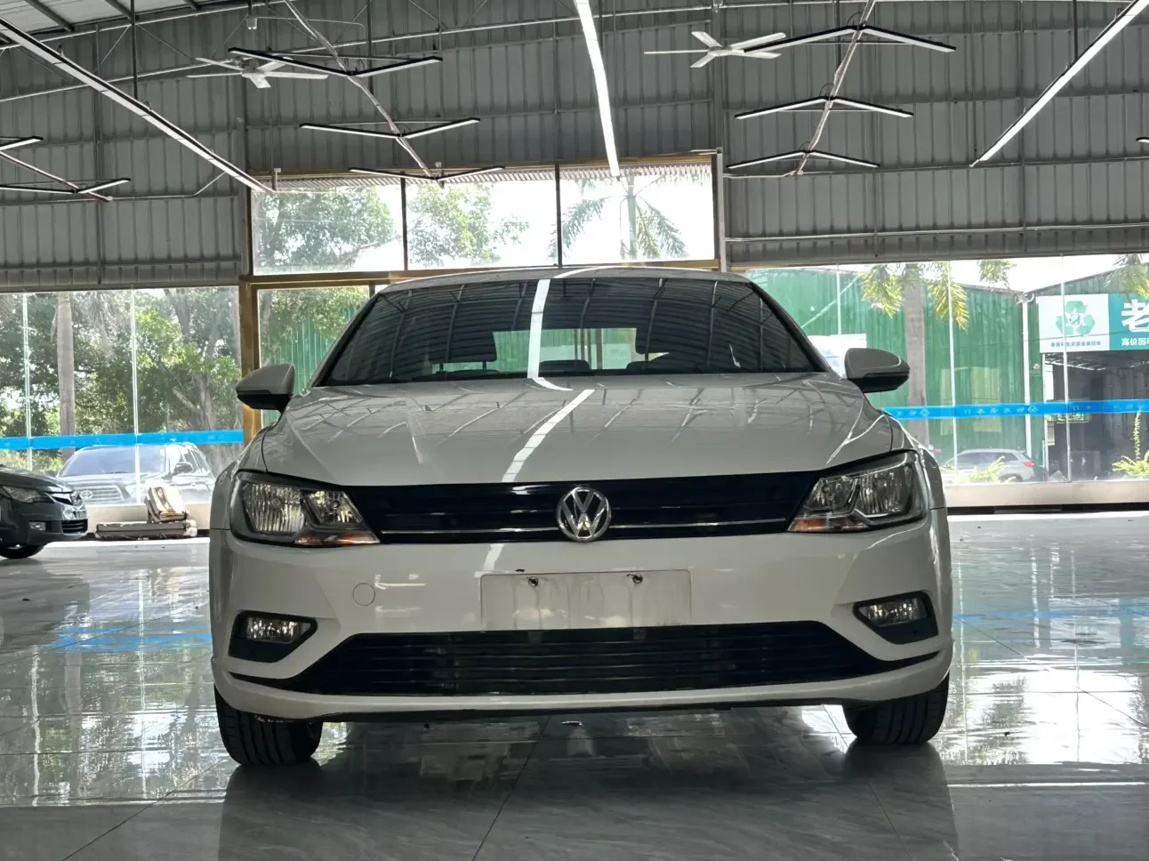 Volkswagen Lamando